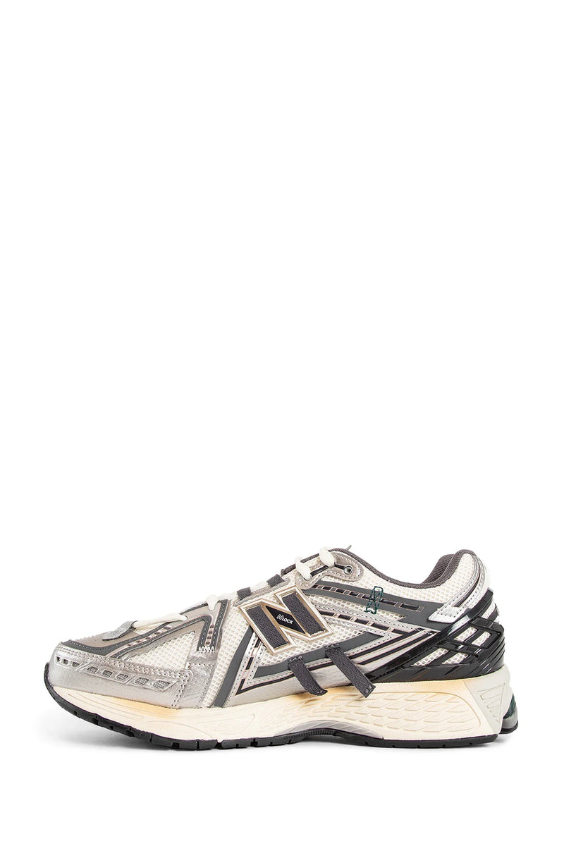 NEW BALANCE 1906A low top sneakers unisex