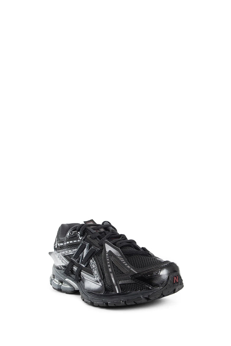 
              NEW BALANCE 1906A sneakers unisex
            
