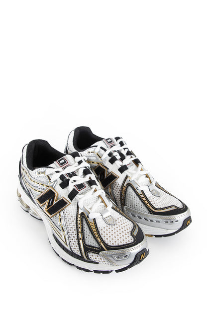 1906R Sneakers