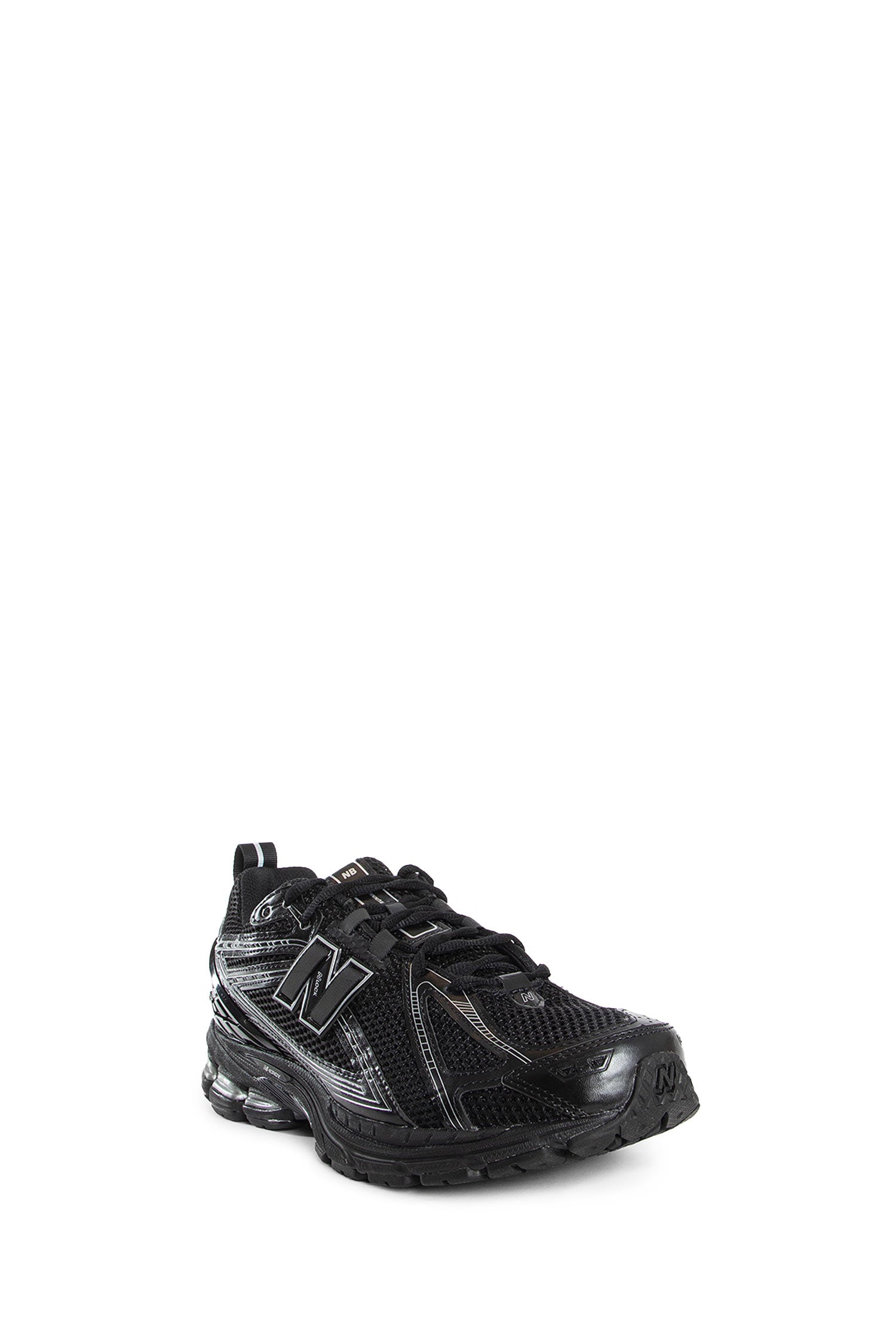 1906R Sneakers