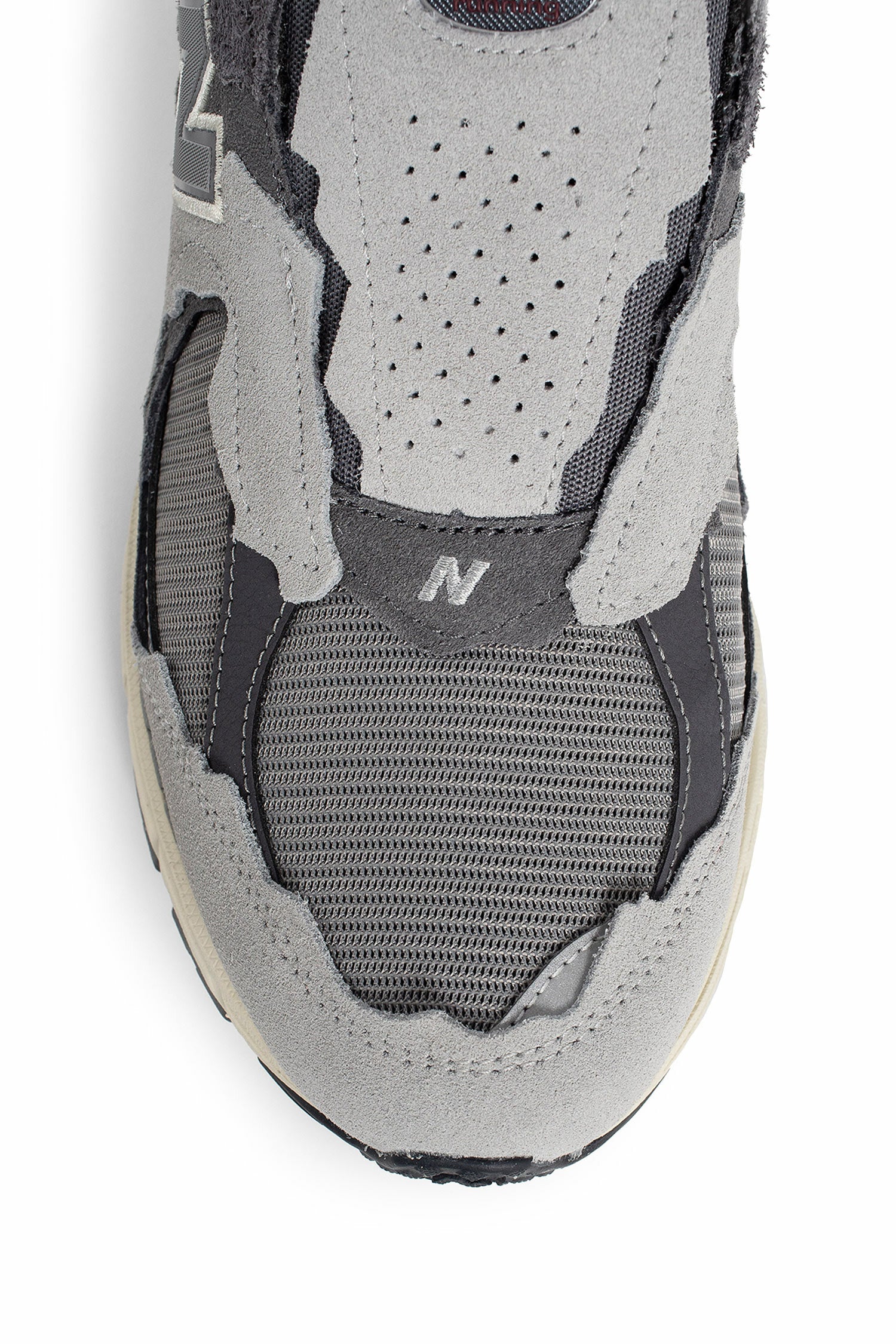 NEW BALANCE UNISEX GREY SNEAKERS