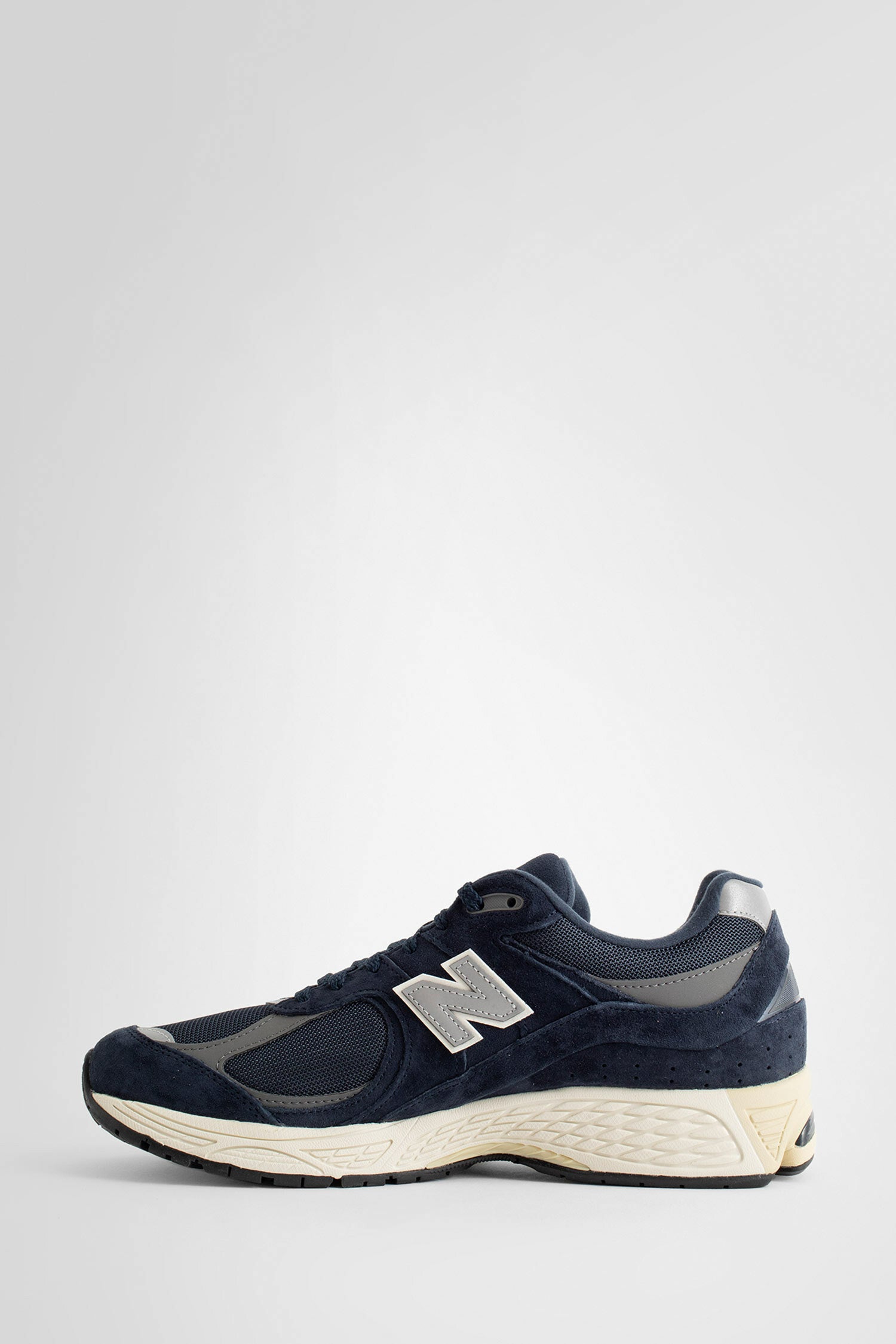 NEW BALANCE UNISEX BLUE SNEAKERS