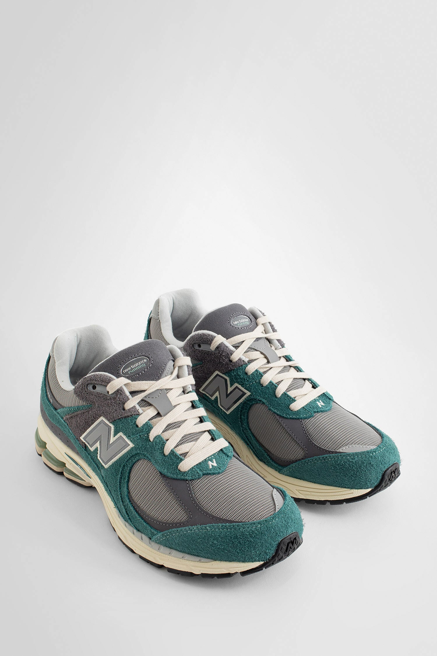 NEW BALANCE UNISEX MULTICOLOR SNEAKERS