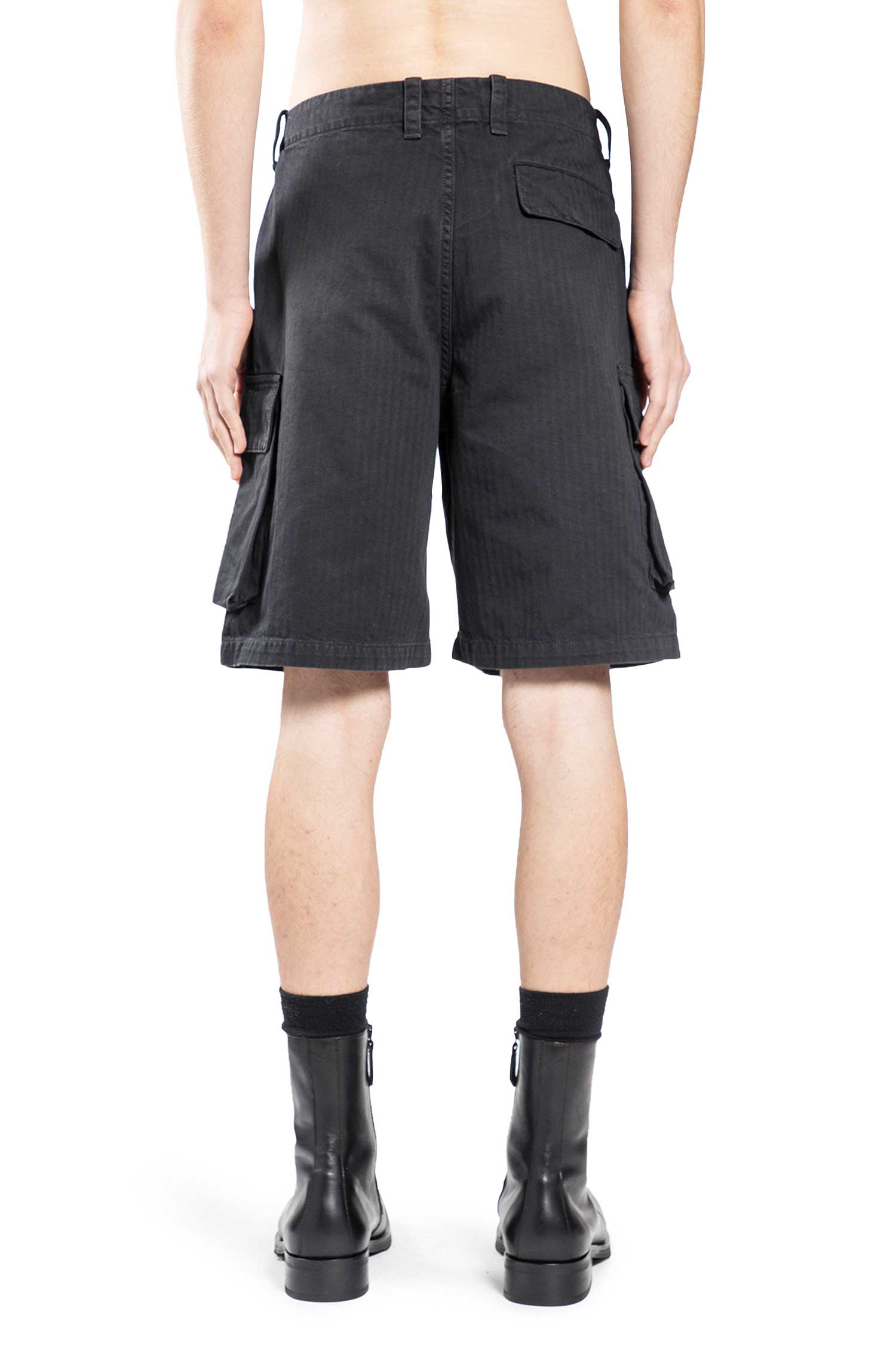 Mount Shorts