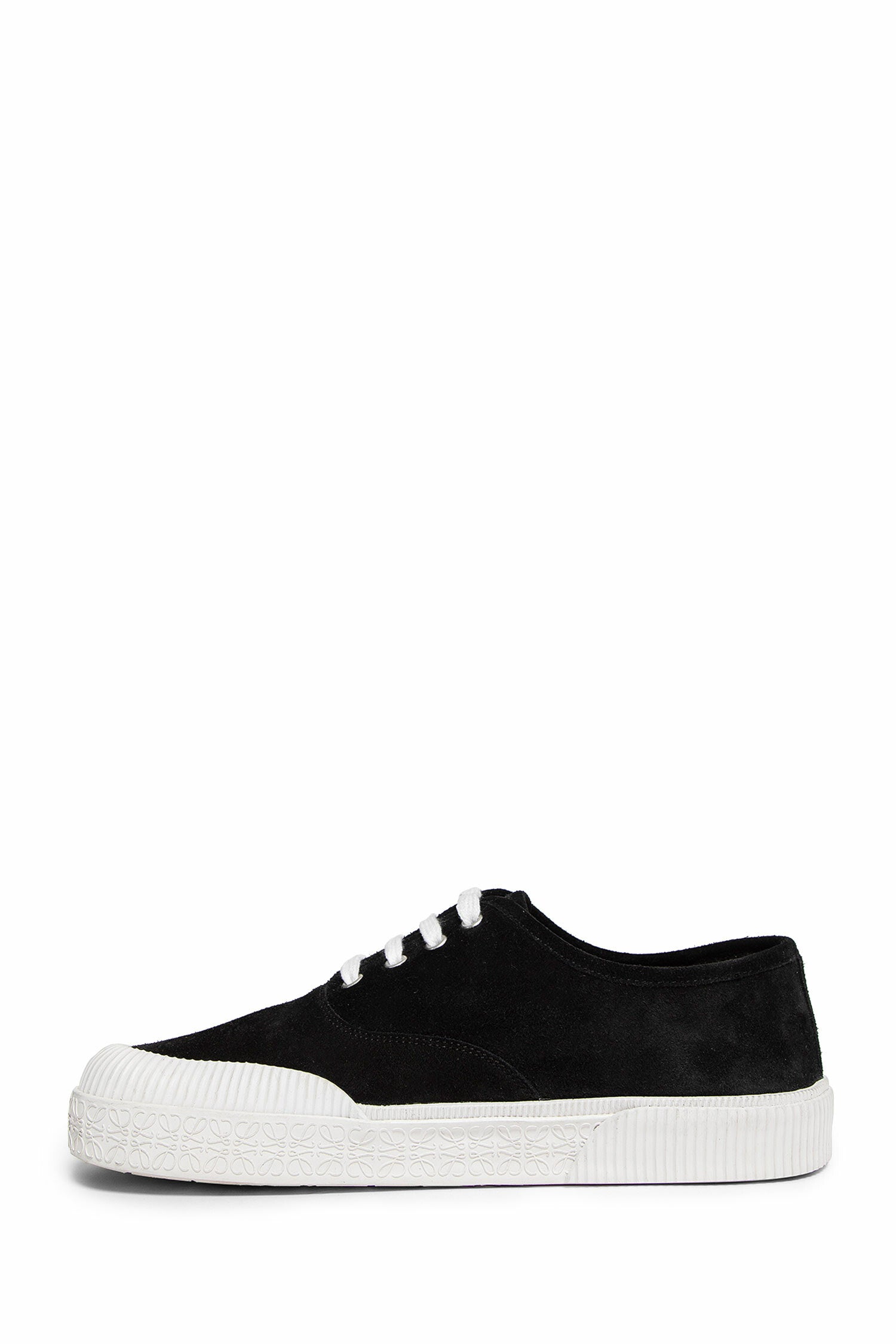 LOEWE MAN BLACK SNEAKERS