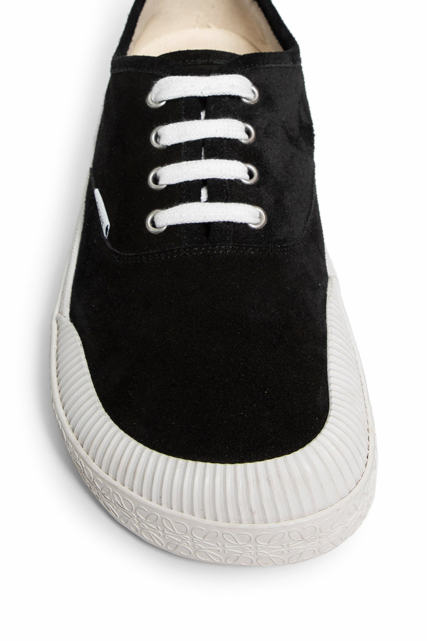 LOEWE MAN BLACK SNEAKERS