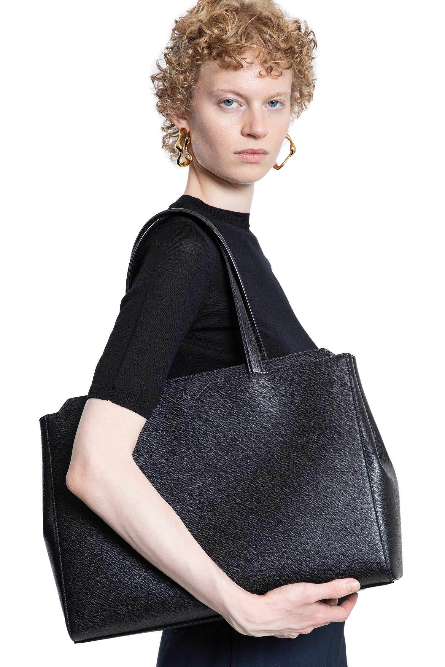 V-line Horizontal Shopping Bag