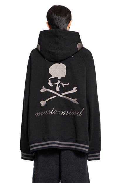 MASTERMIND WORLD MAN BLACK SWEATSHIRTS