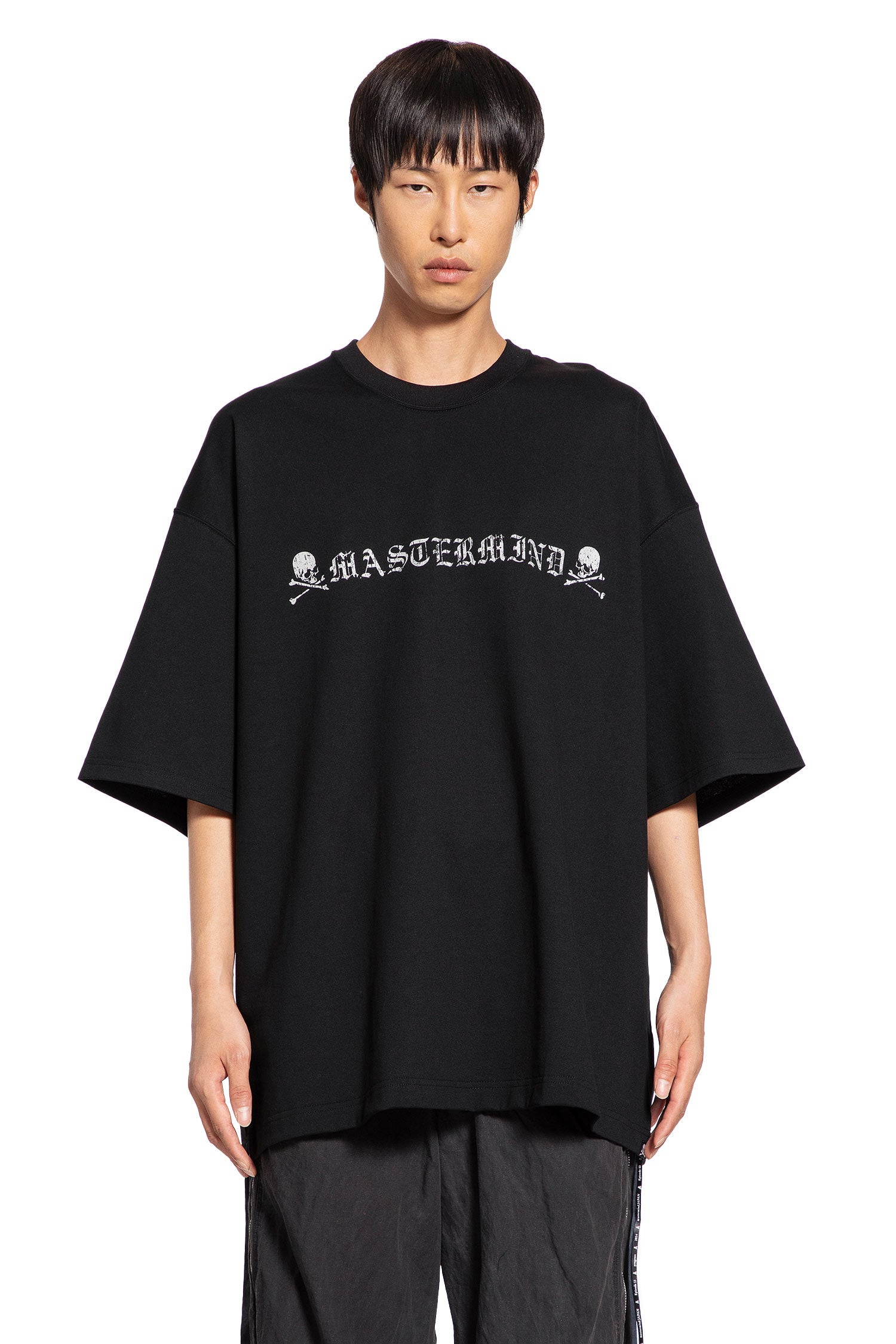 MASTERMIND WORLD MAN BLACK T-SHIRTS & TANK TOPS