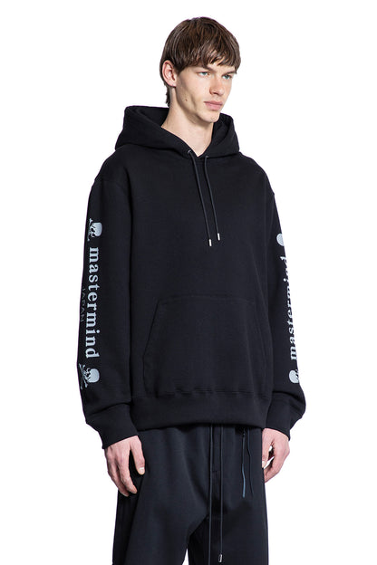 MASTERMIND WORLD MAN BLACK SWEATSHIRTS