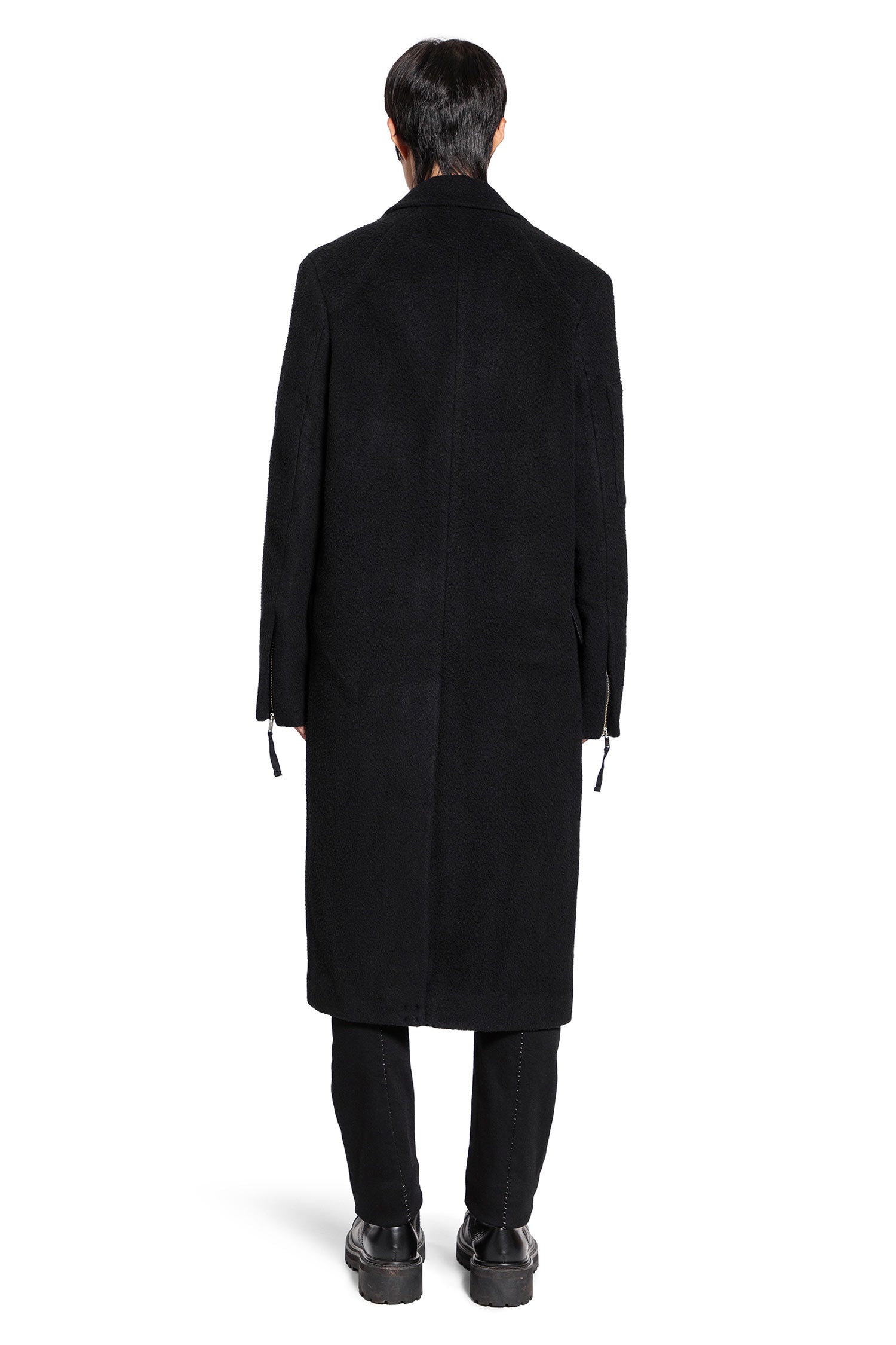 THOM KROM MAN BLACK COATS