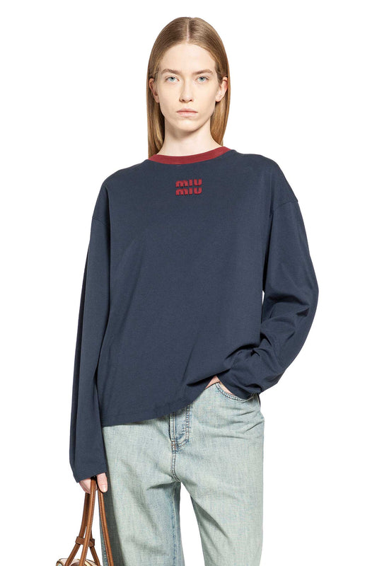 Pullover with Contrast Collar