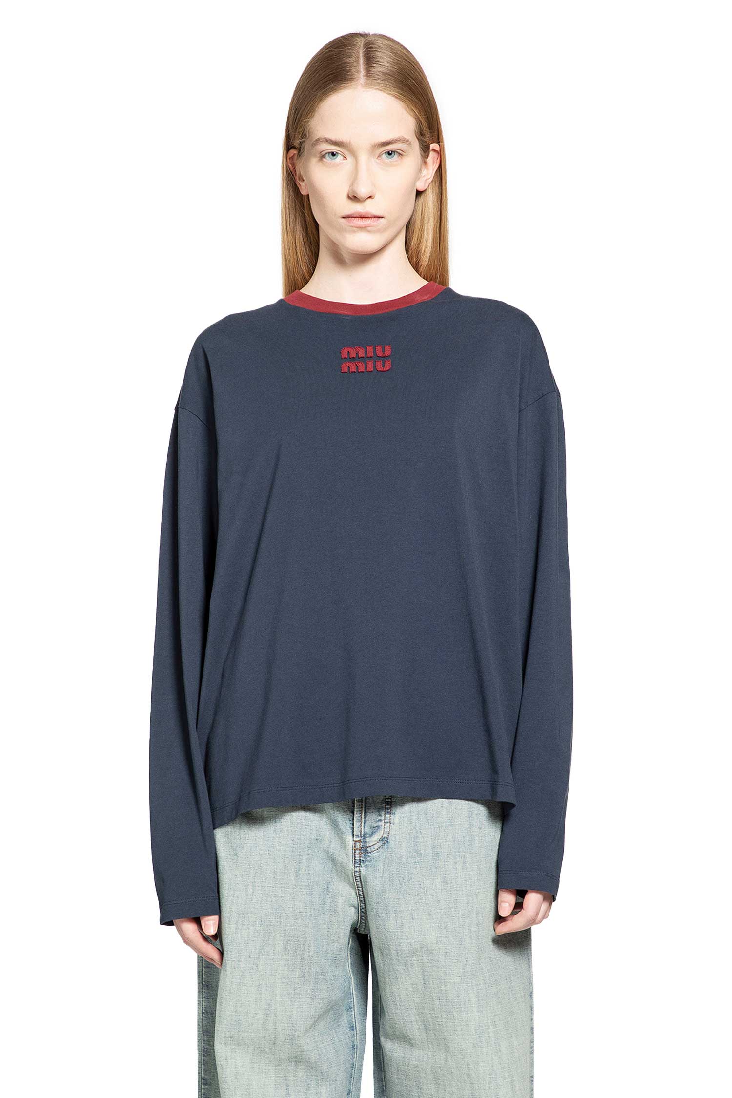 Pullover with Contrast Collar