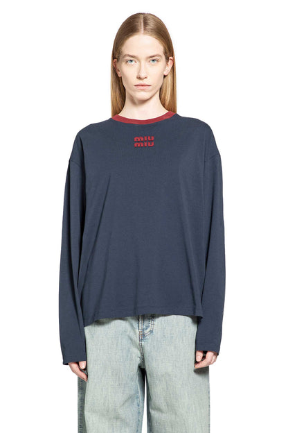 Pullover with Contrast Collar