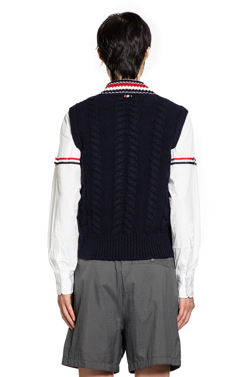 Aran Cable Stitch V-Neck vest - Antonioli.eu