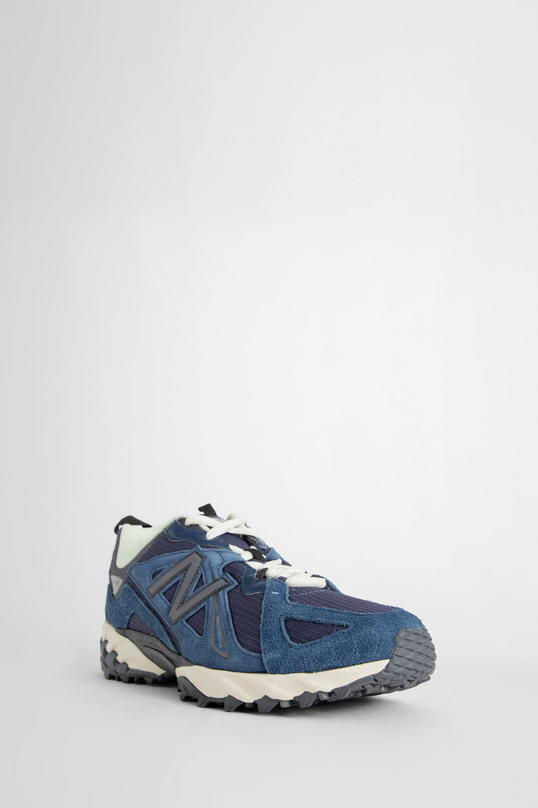 NEW BALANCE UNISEX BLUE SNEAKERS