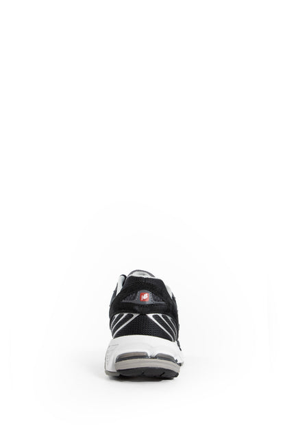 COMME DES GARCONS HOMME MAN BLACK SNEAKERS