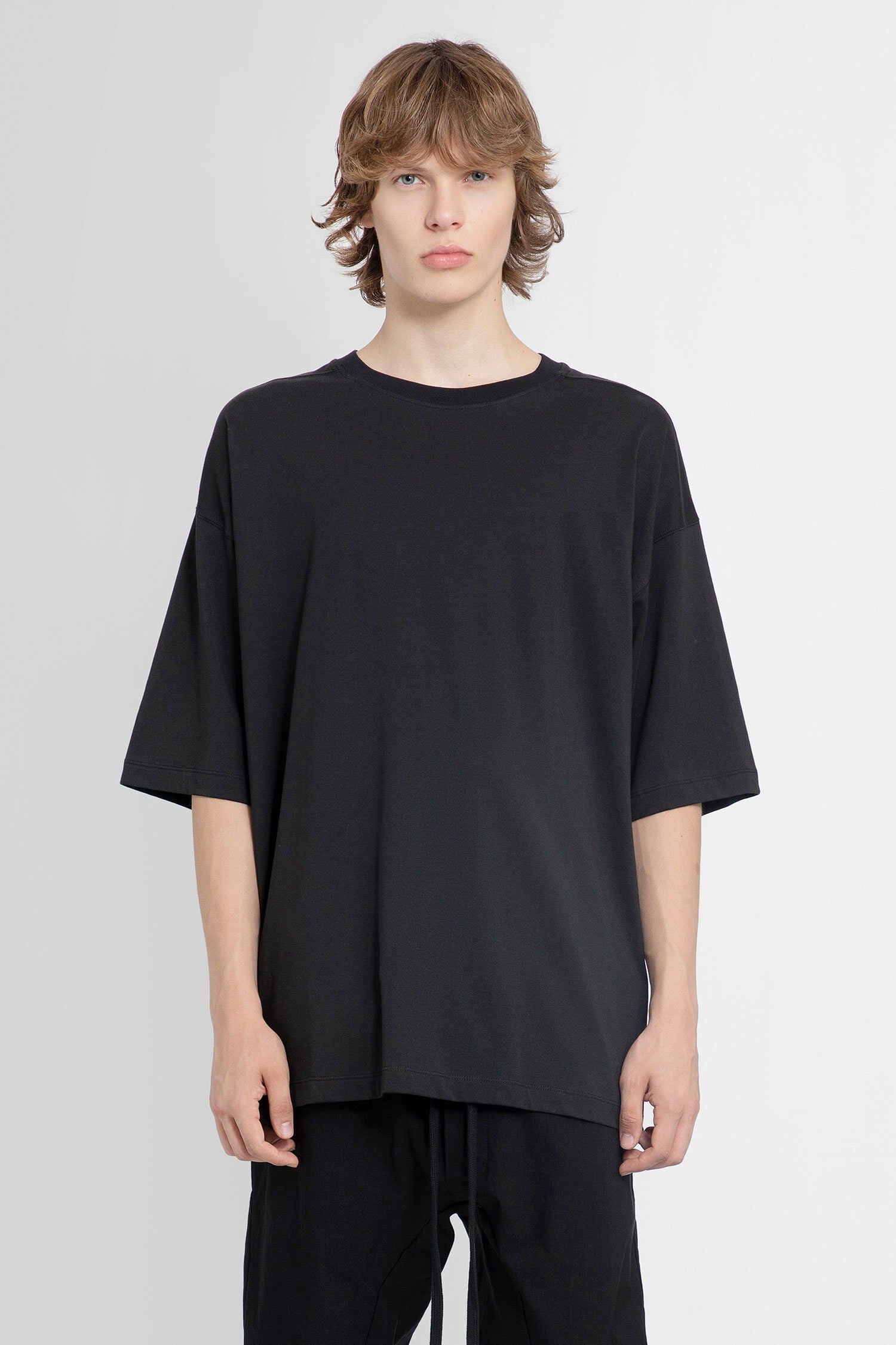 THOM KROM MAN BLACK T-SHIRTS