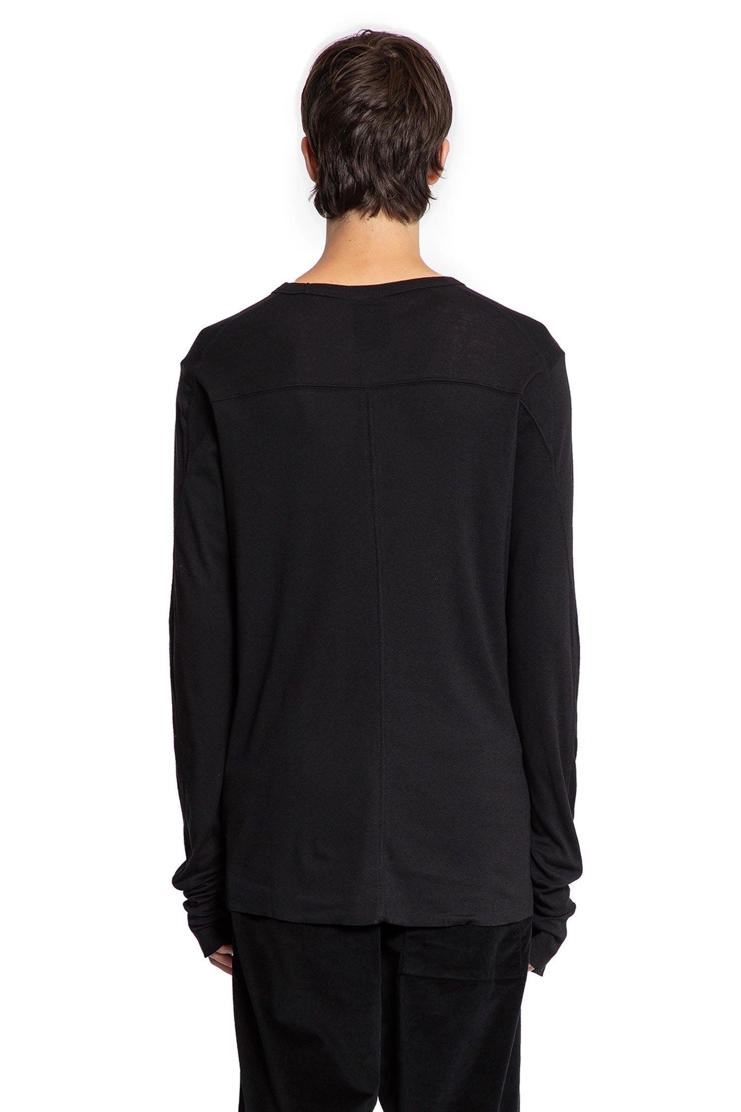 Long Sleeve T-Shirt with Hand Gaiters