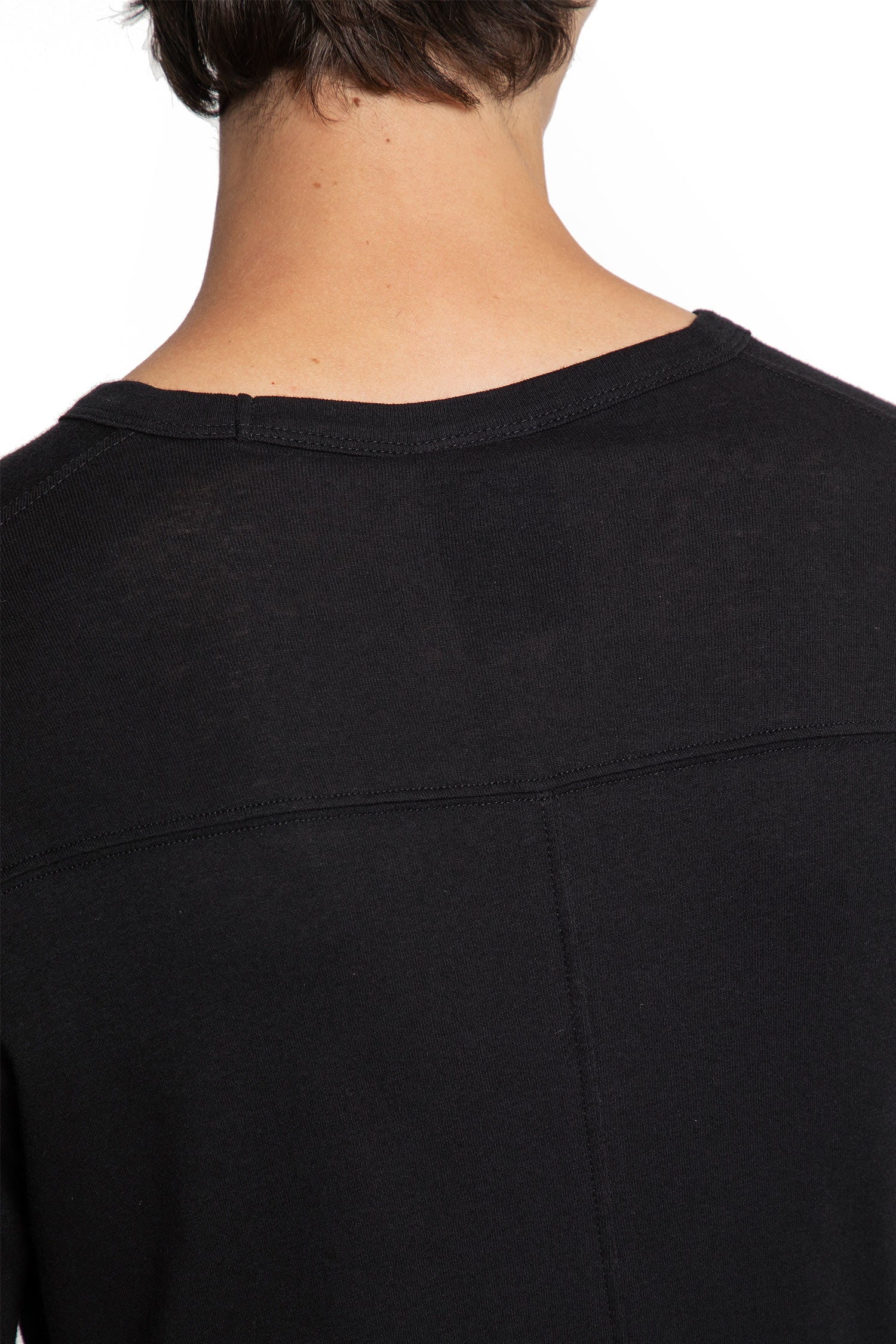 Long Sleeve T-Shirt with Hand Gaiters