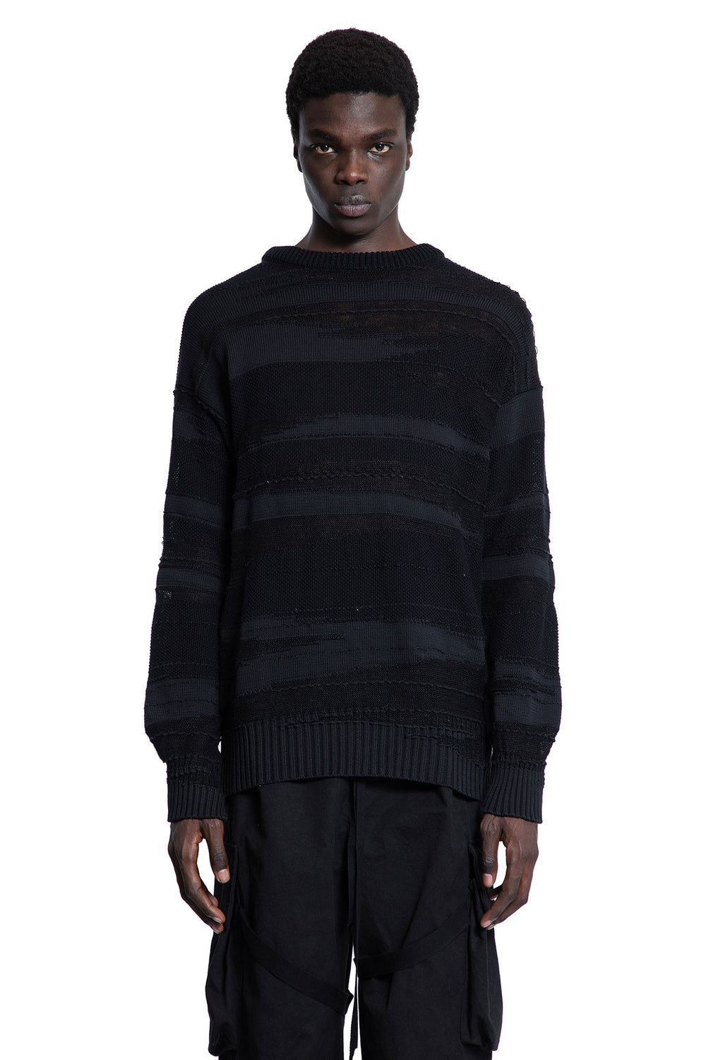 HALOS MAN BLACK KNITWEAR