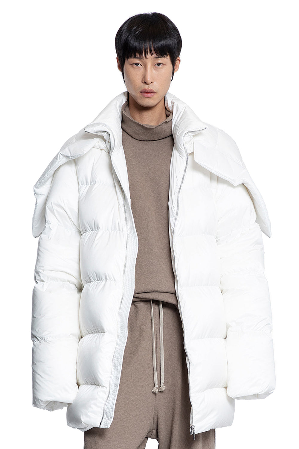 RICK OWENS MAN WHITE COATS