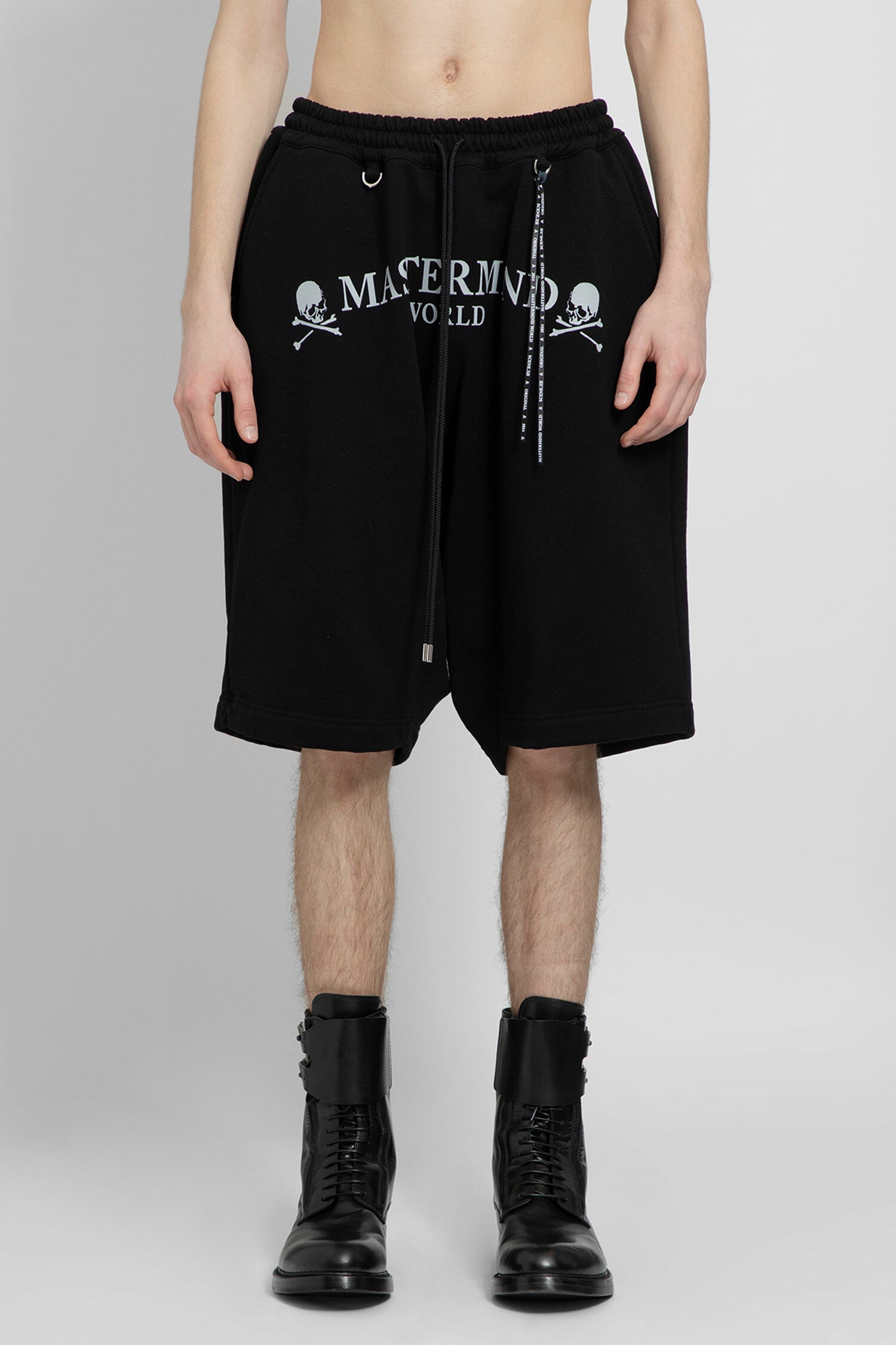 MASTERMIND WORLD MAN BLACK SHORTS & SKIRTS