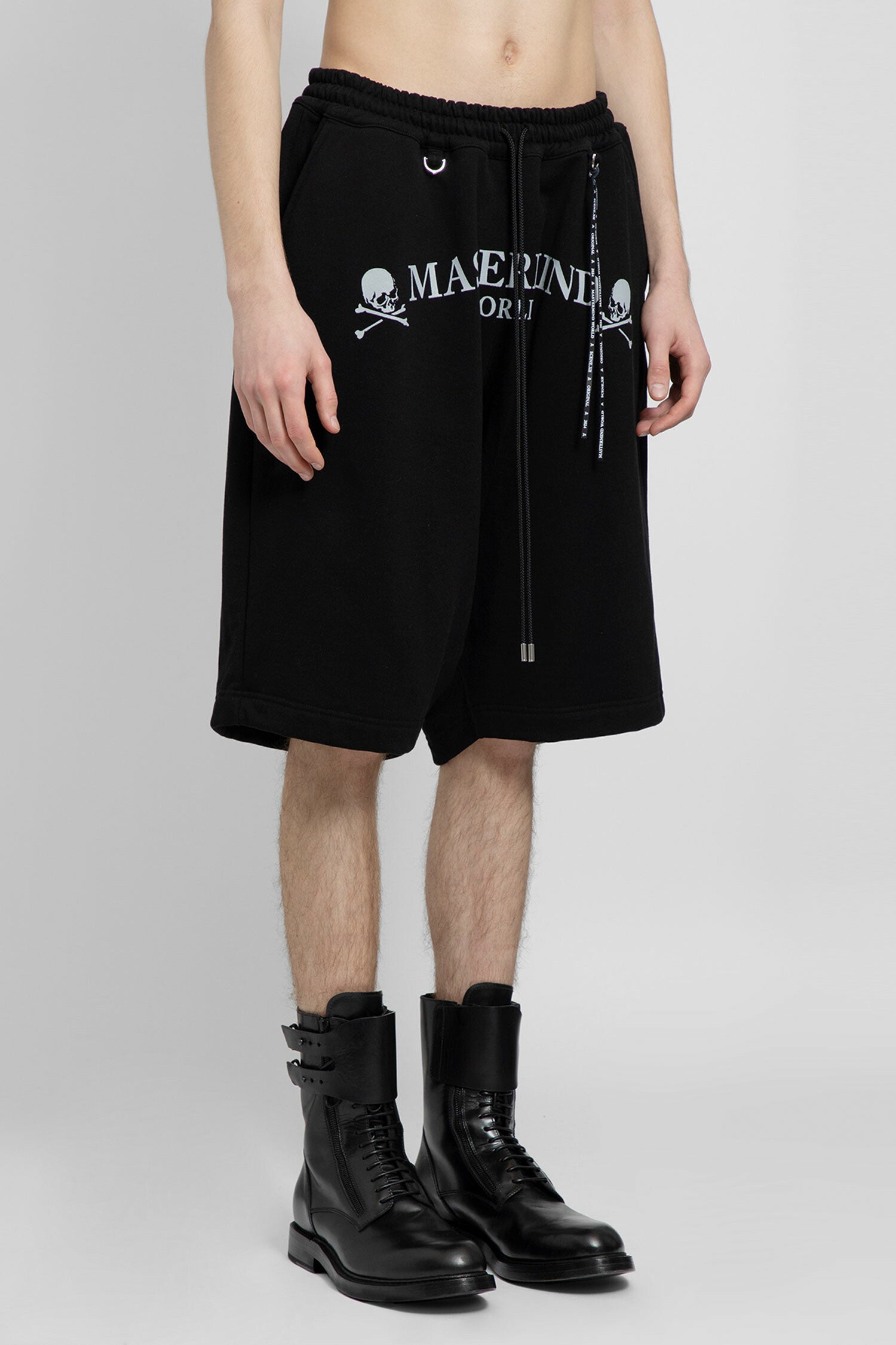 MASTERMIND WORLD MAN BLACK SHORTS & SKIRTS