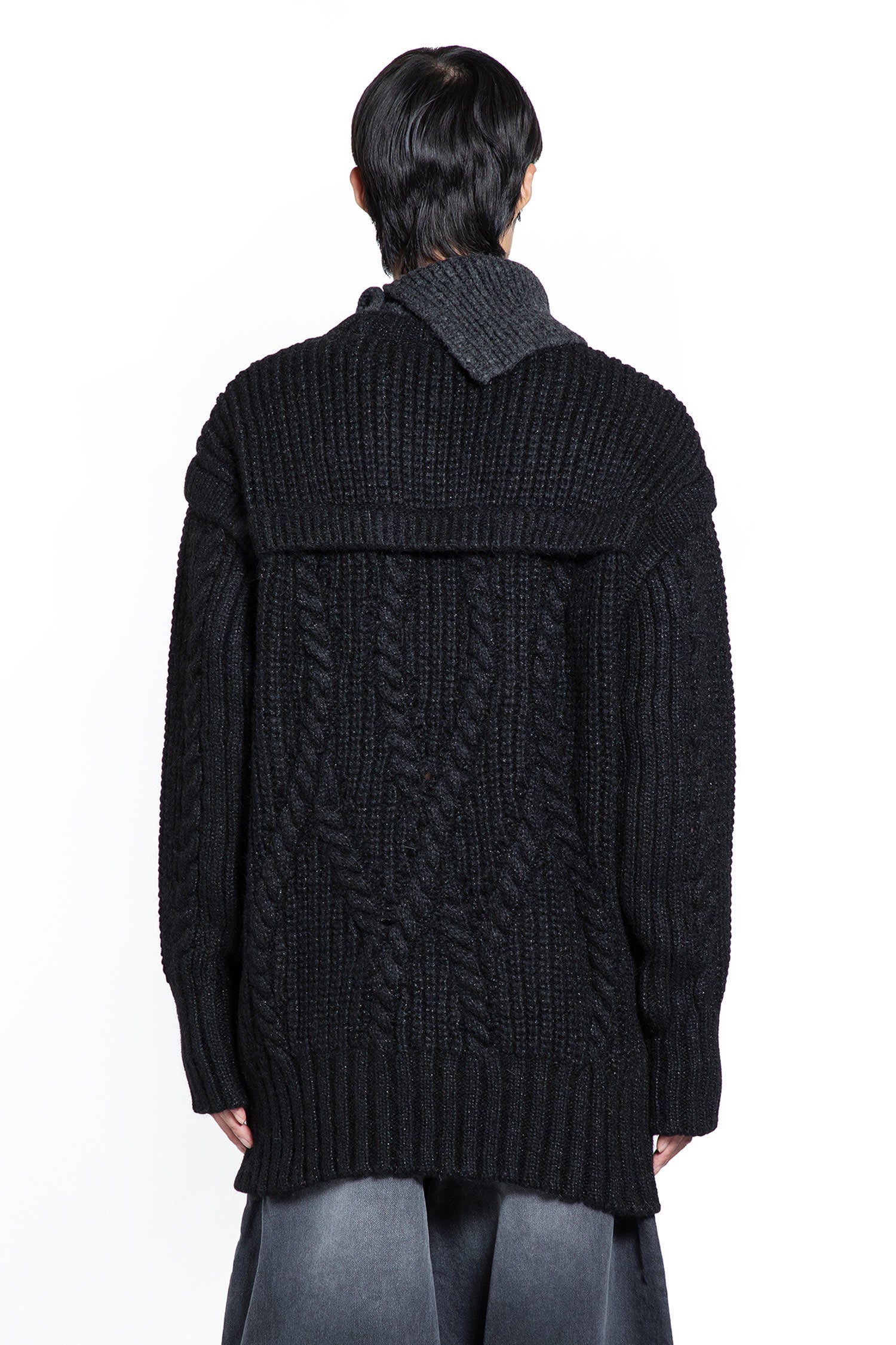 Contrast High-Neck Chunky Knit Jumper