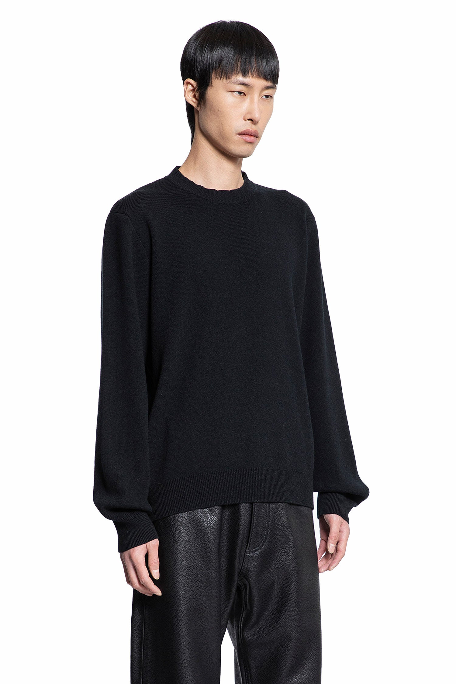 NICOLO ROMANO MAN BLACK KNITWEAR