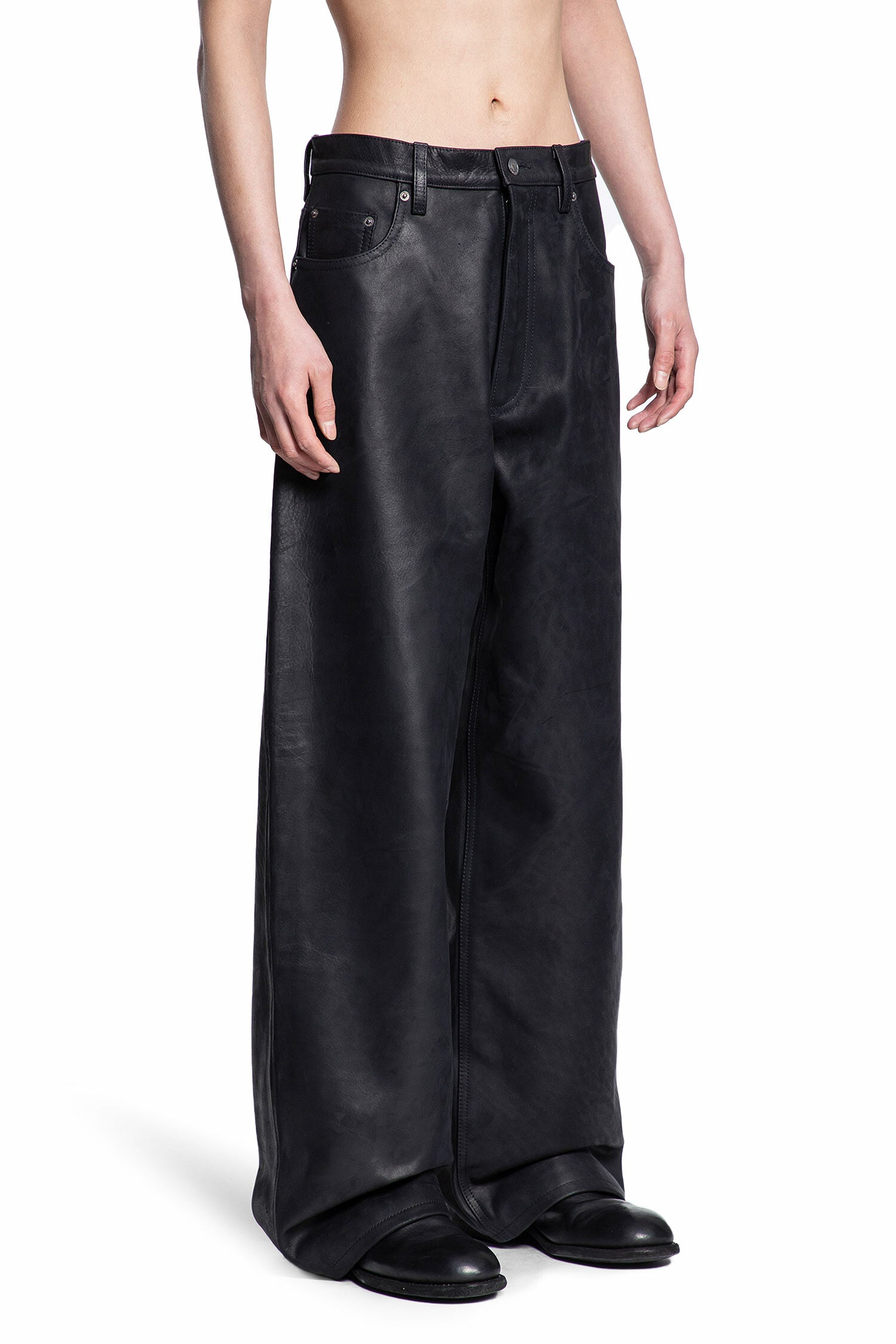 NICOLO ROMANO MAN BLACK TROUSERS