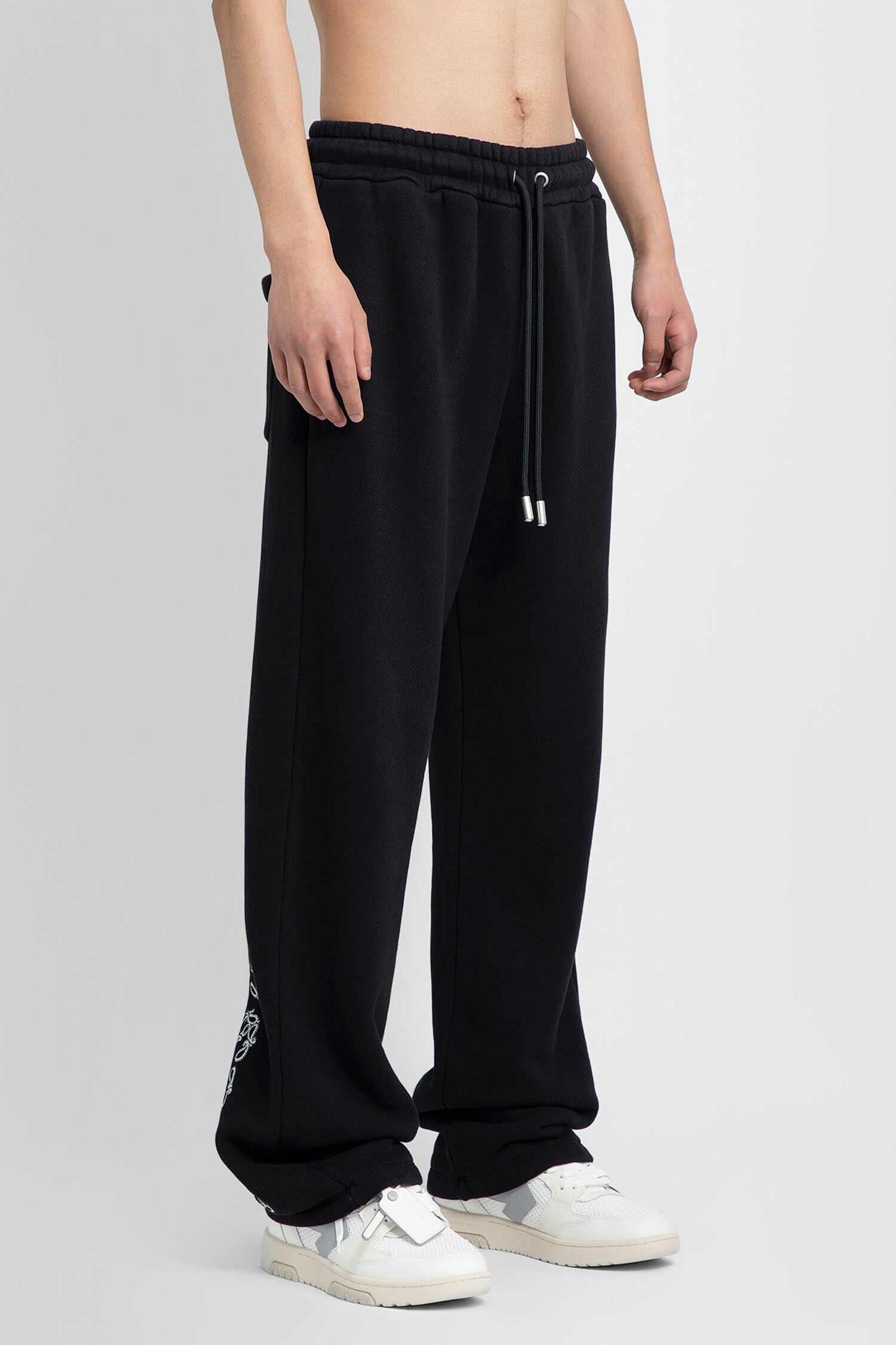 OFF-WHITE MAN BLACK TROUSERS