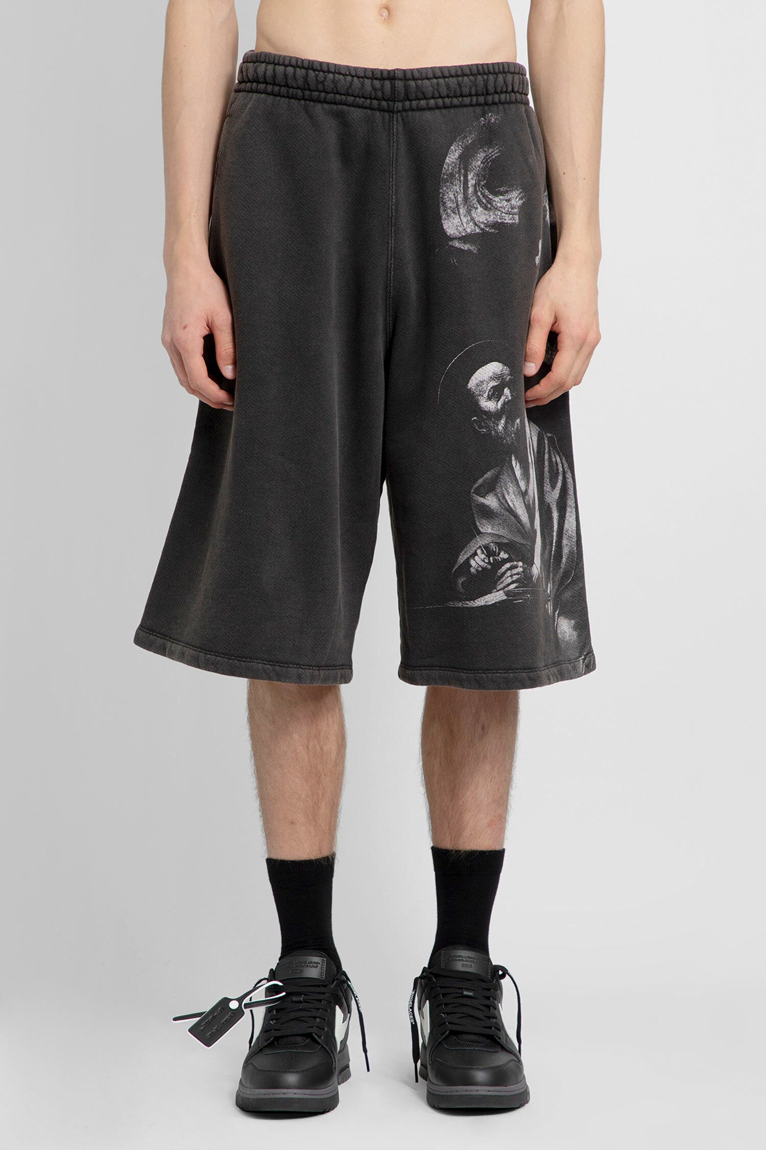 OFF-WHITE MAN GREY SHORTS & SKIRTS