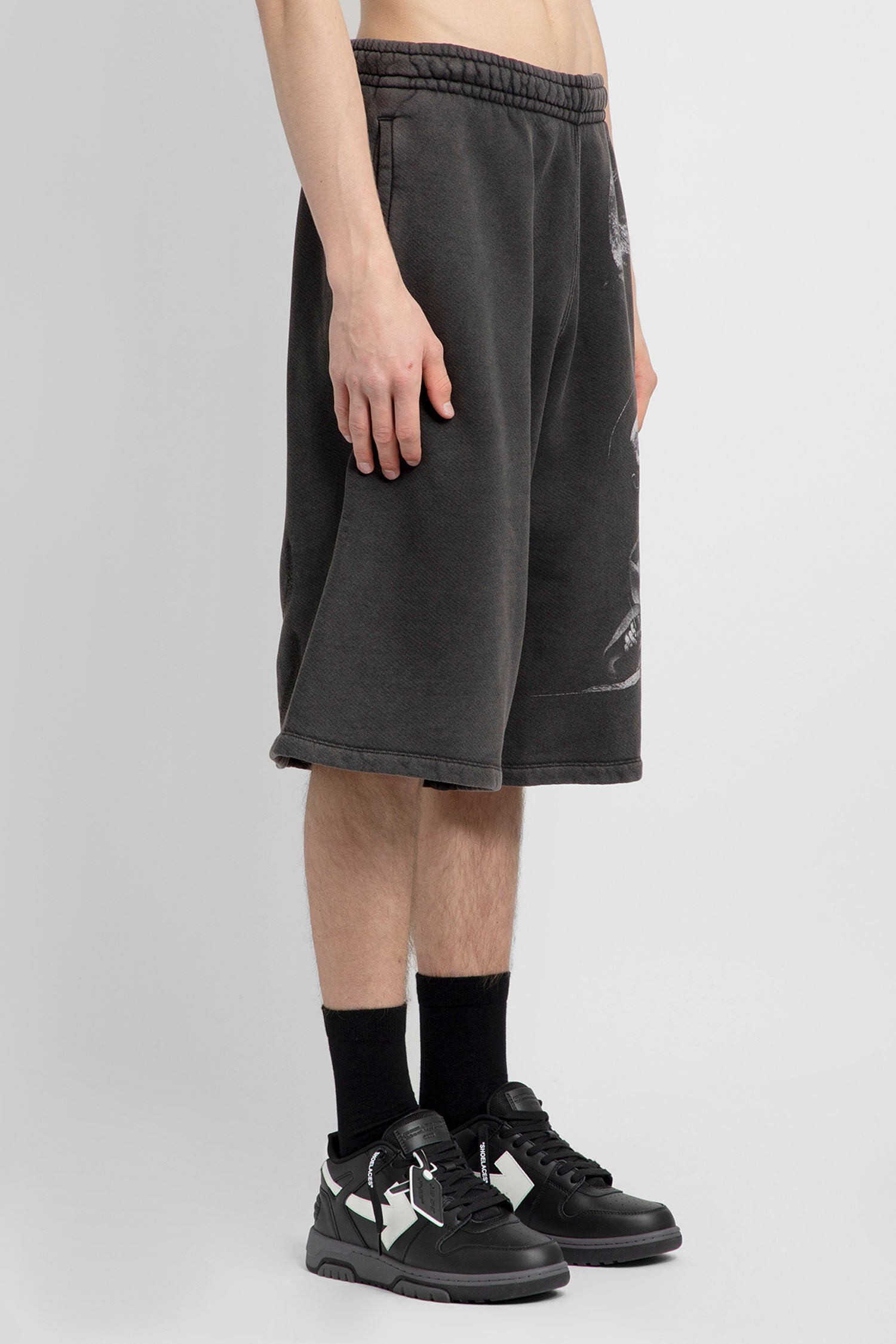 OFF-WHITE MAN GREY SHORTS & SKIRTS