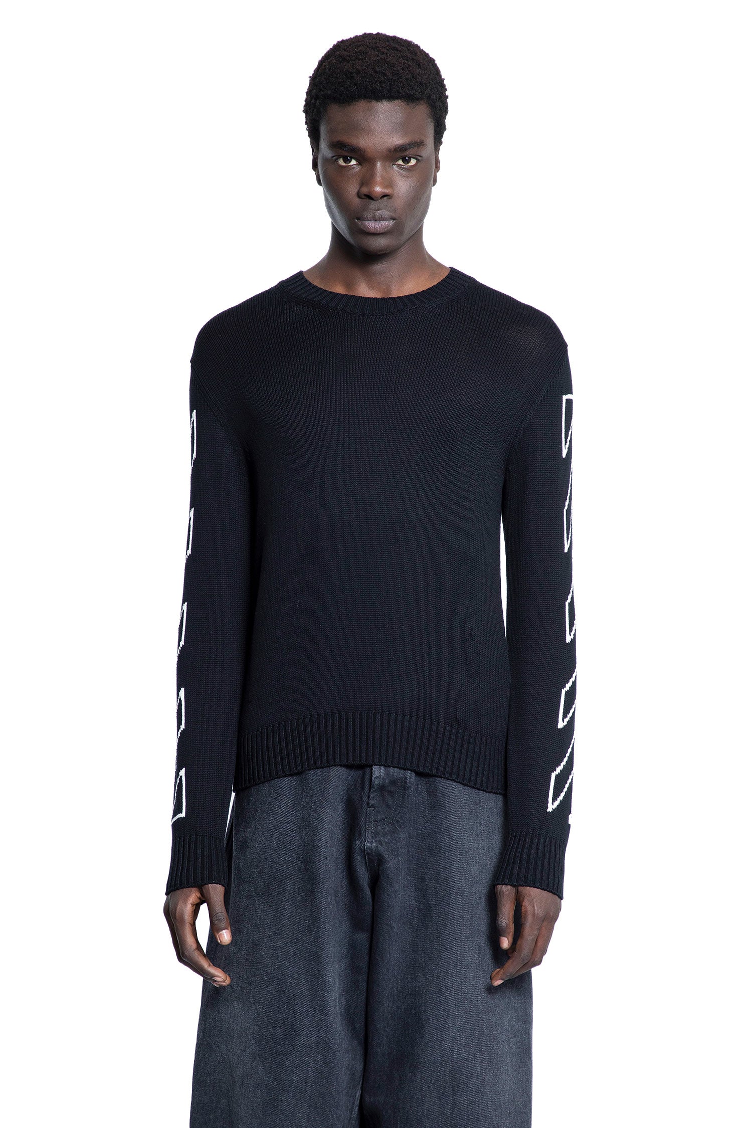 OFF-WHITE MAN BLACK KNITWEAR