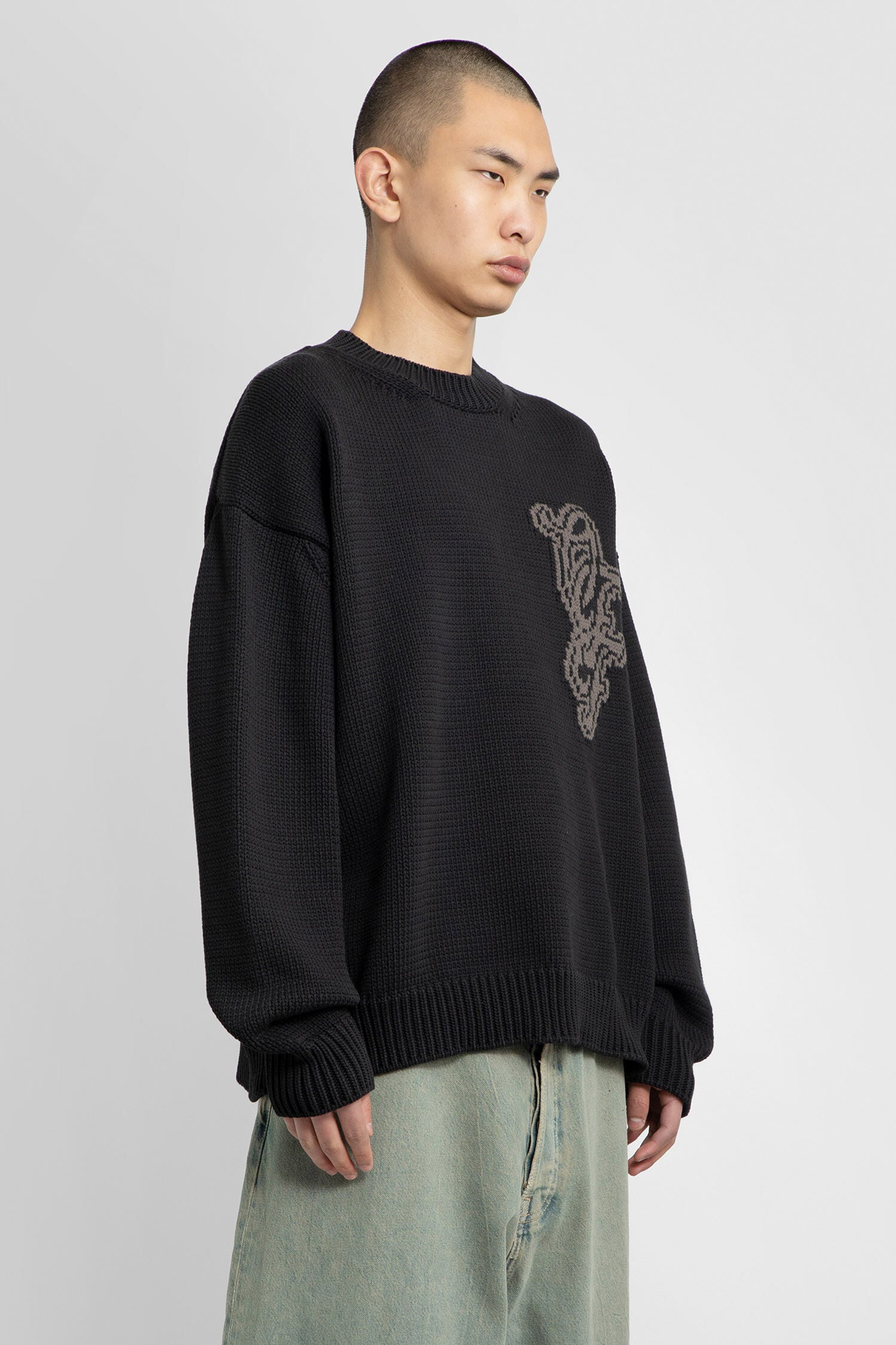 OFF-WHITE MAN BLACK KNITWEAR