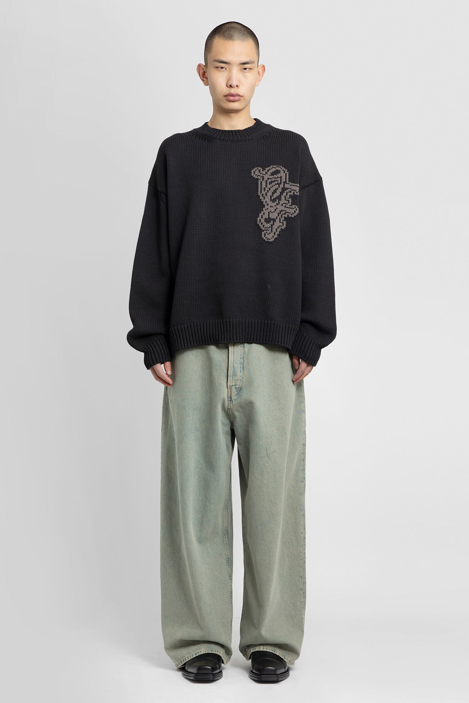 OFF-WHITE MAN BLACK KNITWEAR