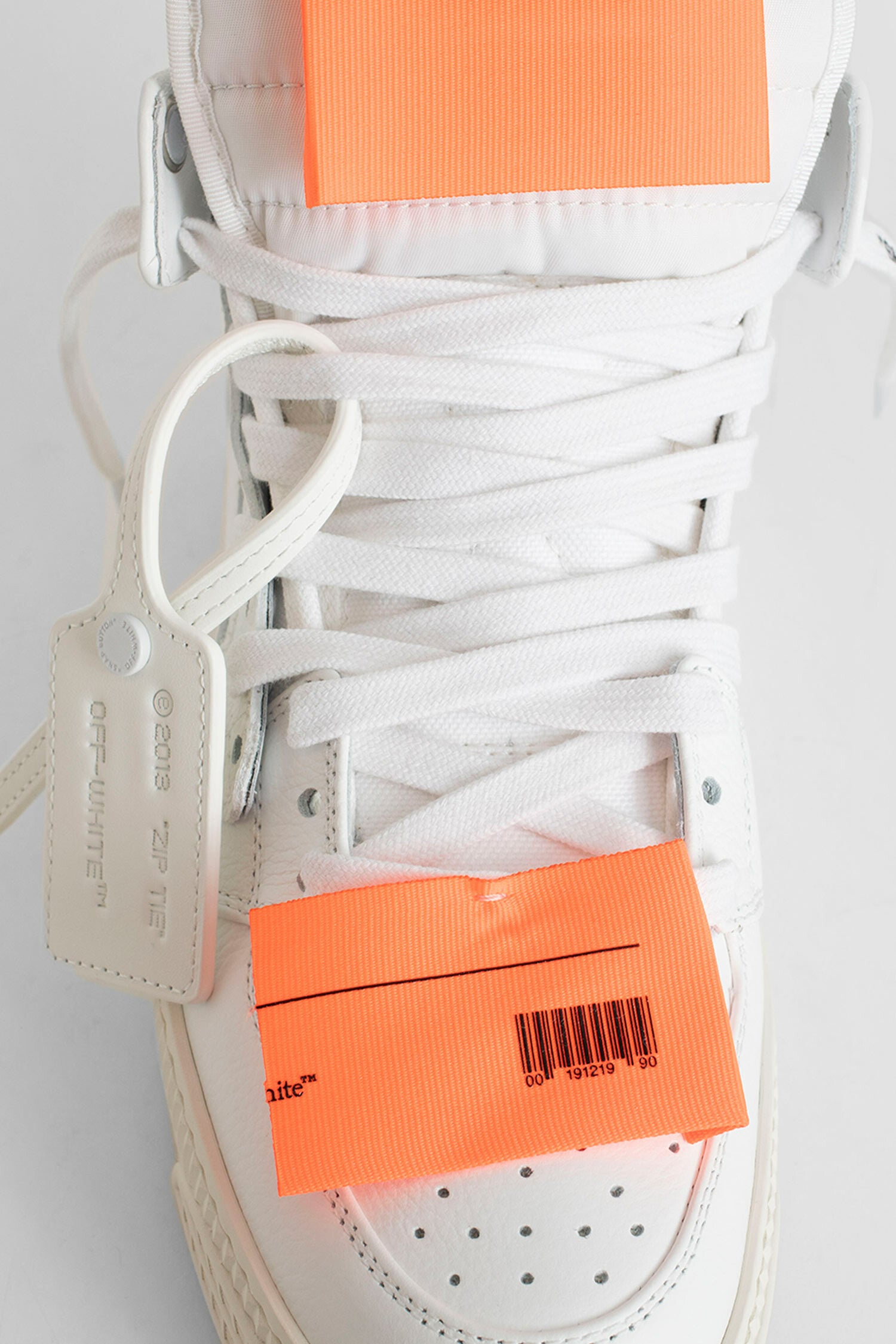 OFF-WHITE MAN  SNEAKERS