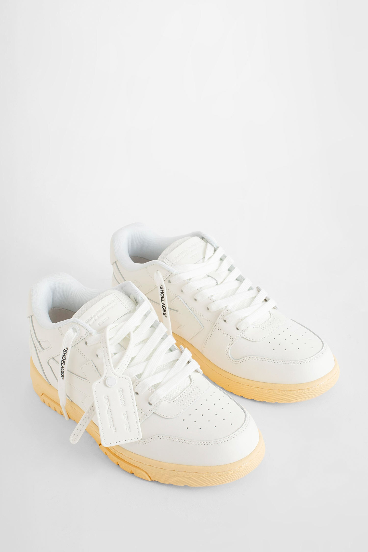 OFF-WHITE MAN WHITE SNEAKERS