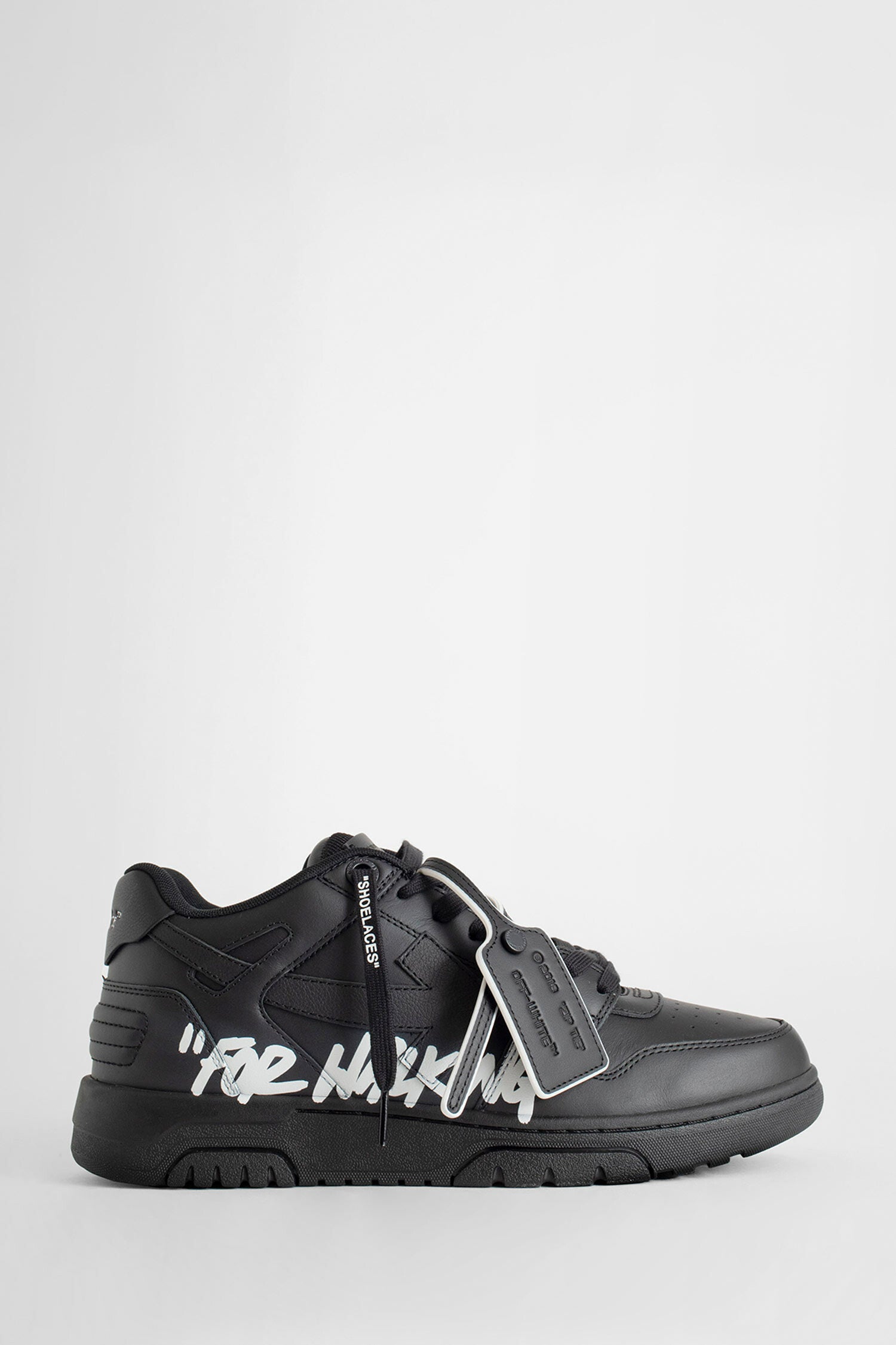 OFF-WHITE MAN BLACK SNEAKERS