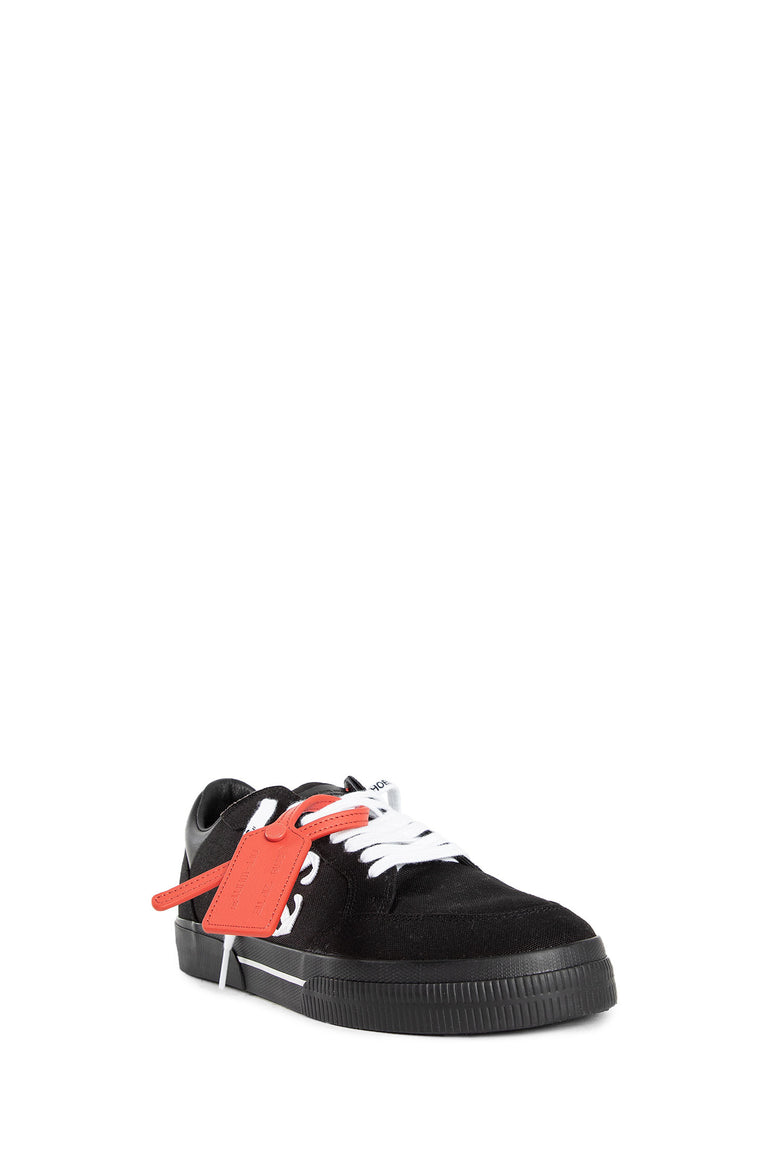 OFF-WHITE MAN BLACK SNEAKERS