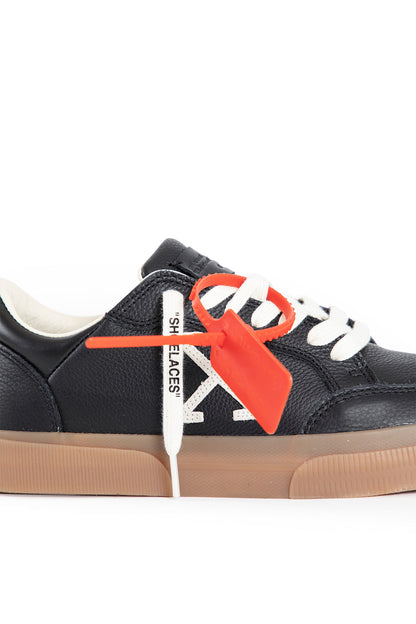 OFF-WHITE MAN BLACK SNEAKERS