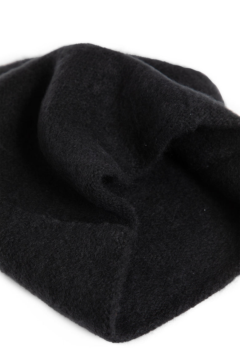 WARM-ME UNISEX BLACK HATS