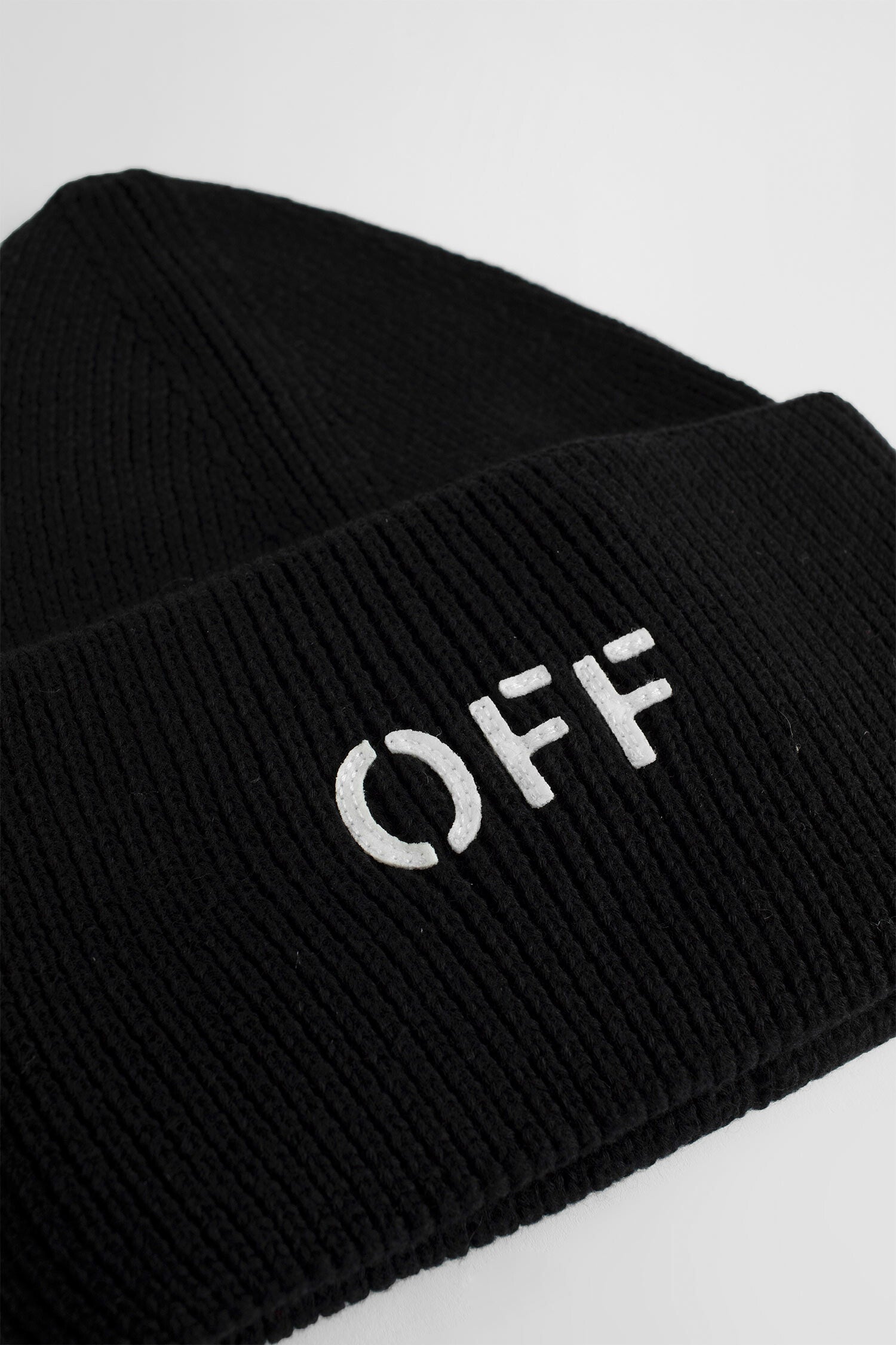 OFF-WHITE WOMAN BLACK HATS