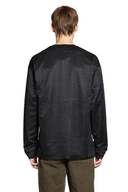 Mesh Layer Long Sleeve T-shirt