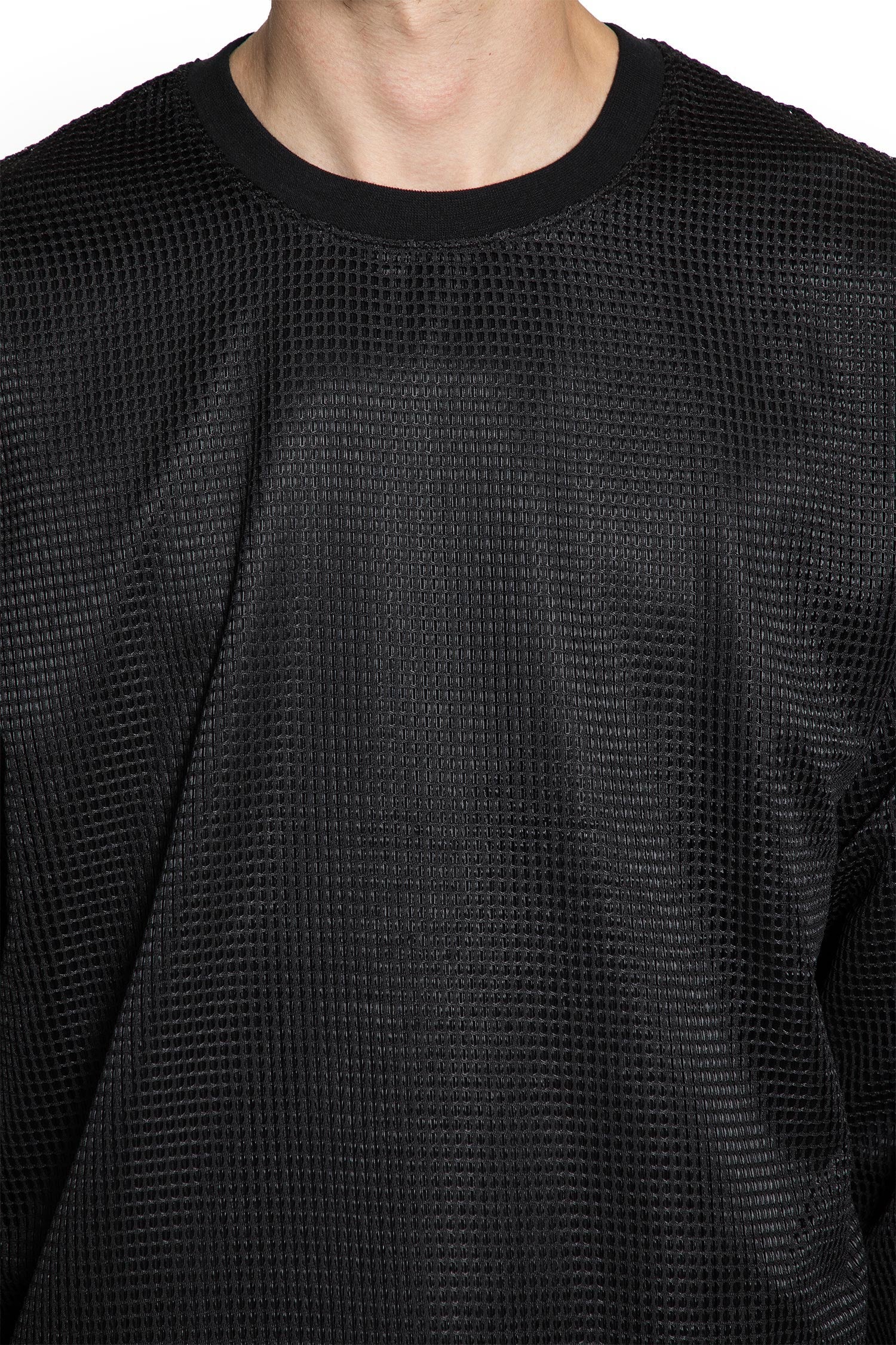 Mesh Layer Long Sleeve T-shirt