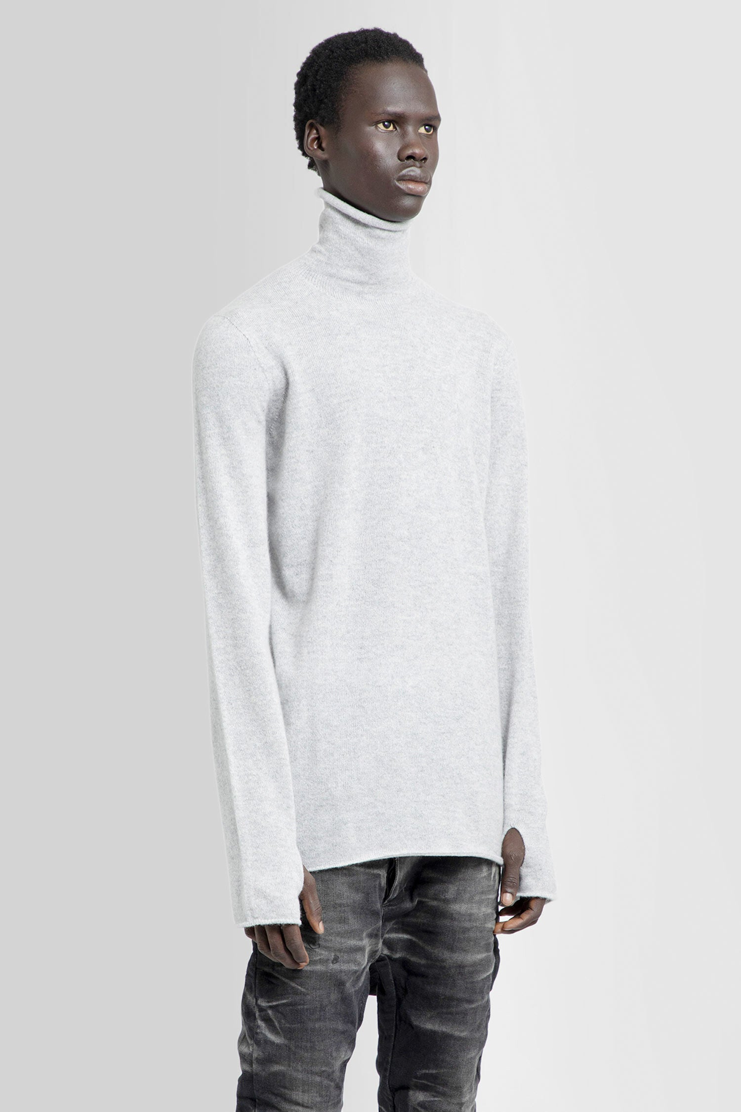 ISAAC SELLAM MAN GREY KNITWEAR