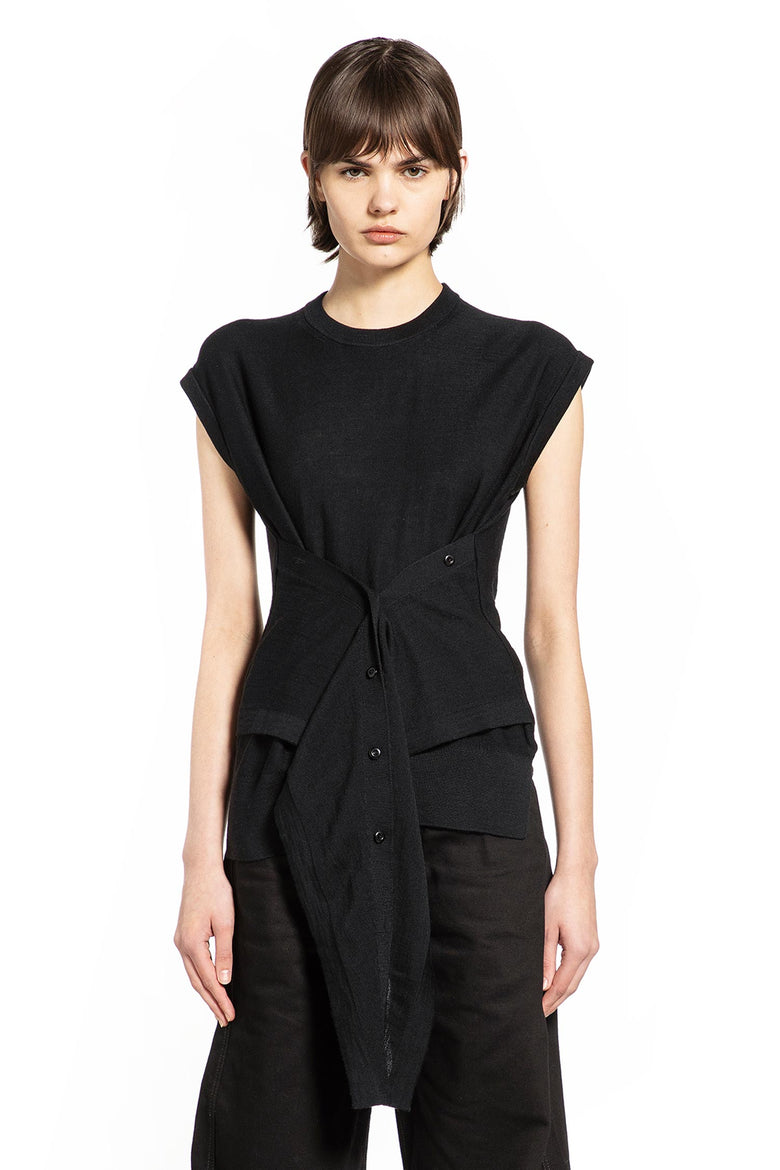 Sleeveless Buttoned Top