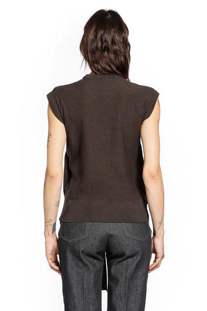 Sleeveless Buttoned Top