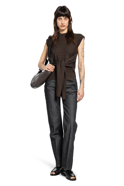 Sleeveless Buttoned Top